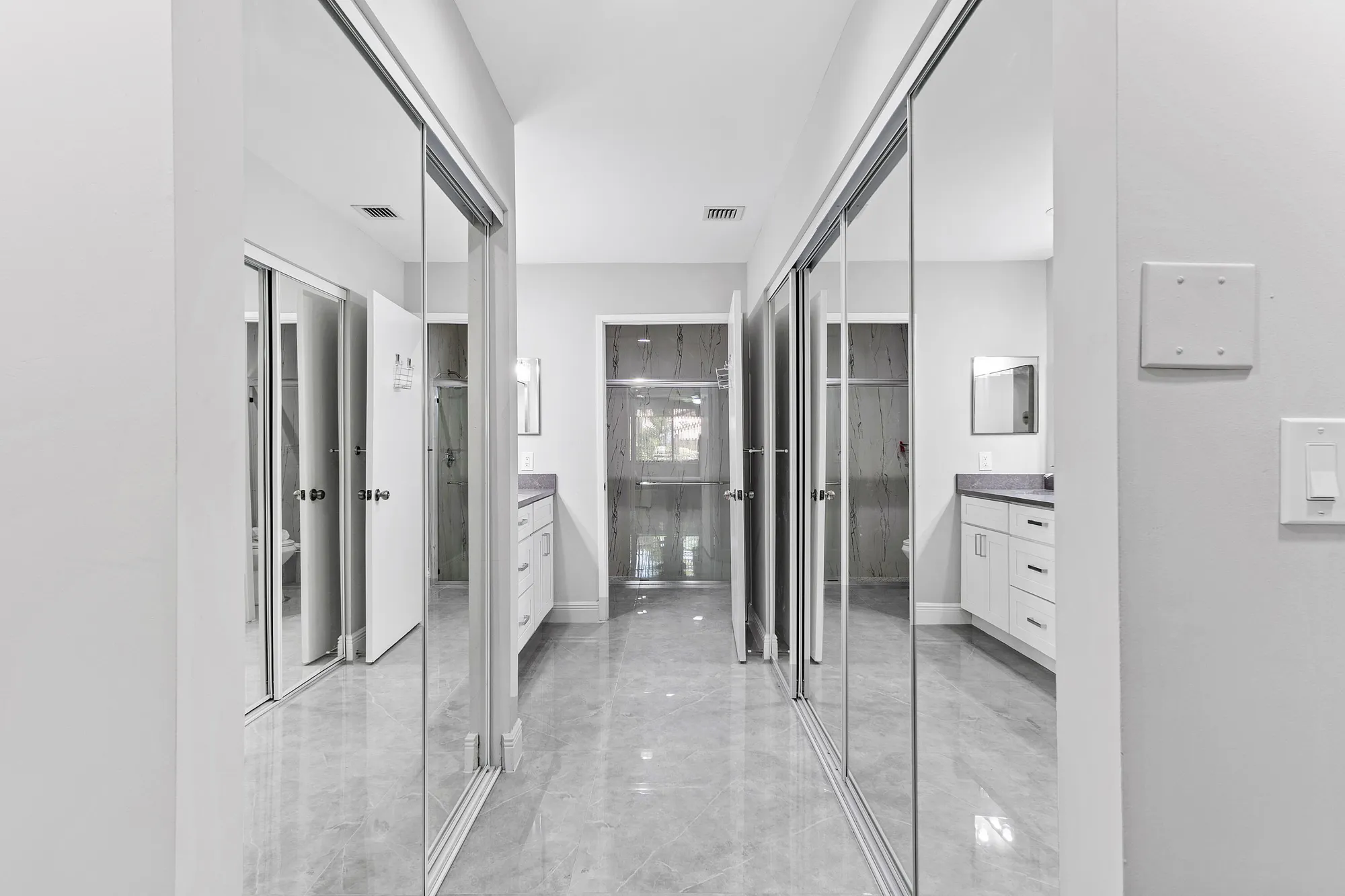 Property Slideshow image 14 of 46 | 6175 kings gate cir, Delray Beach, FL, 33484