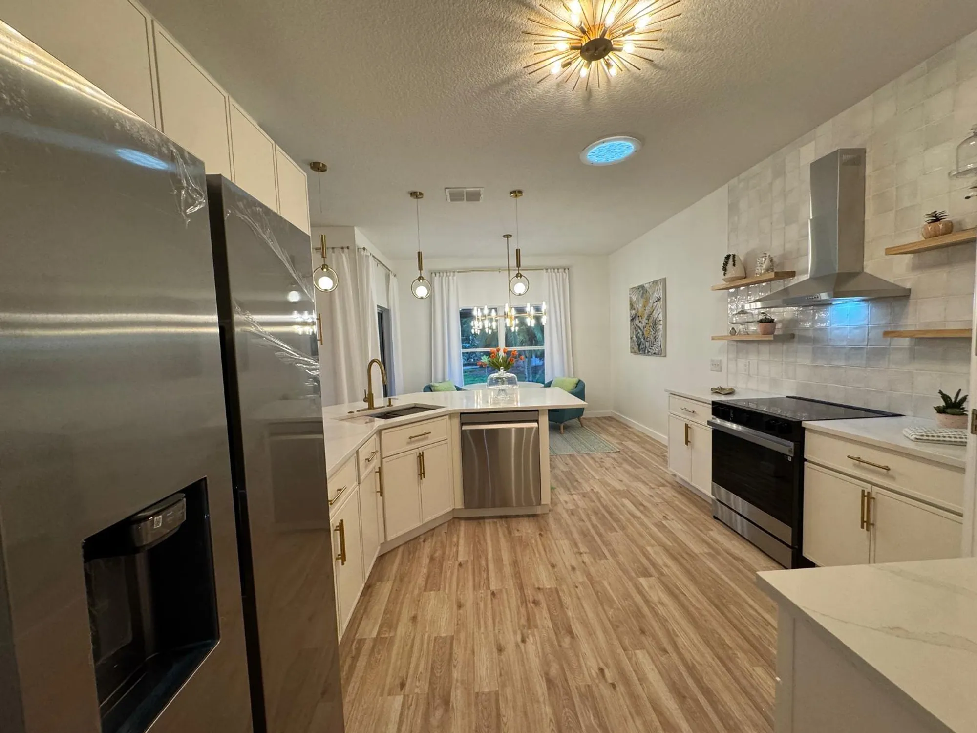 Property Slideshow image 31 of 76 | 176 cape florida dr, Poinciana, FL, 34759