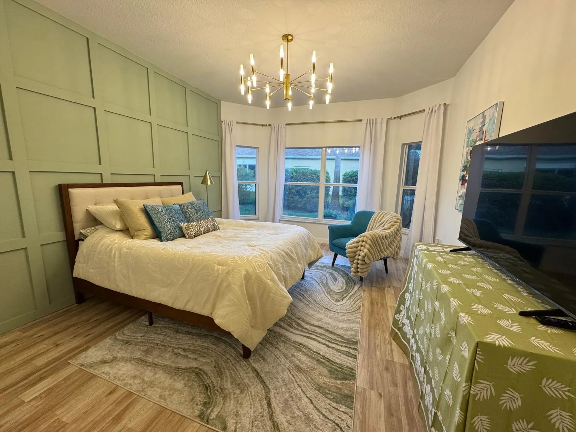 Property Slideshow image 41 of 76 | 176 cape florida dr, Poinciana, FL, 34759