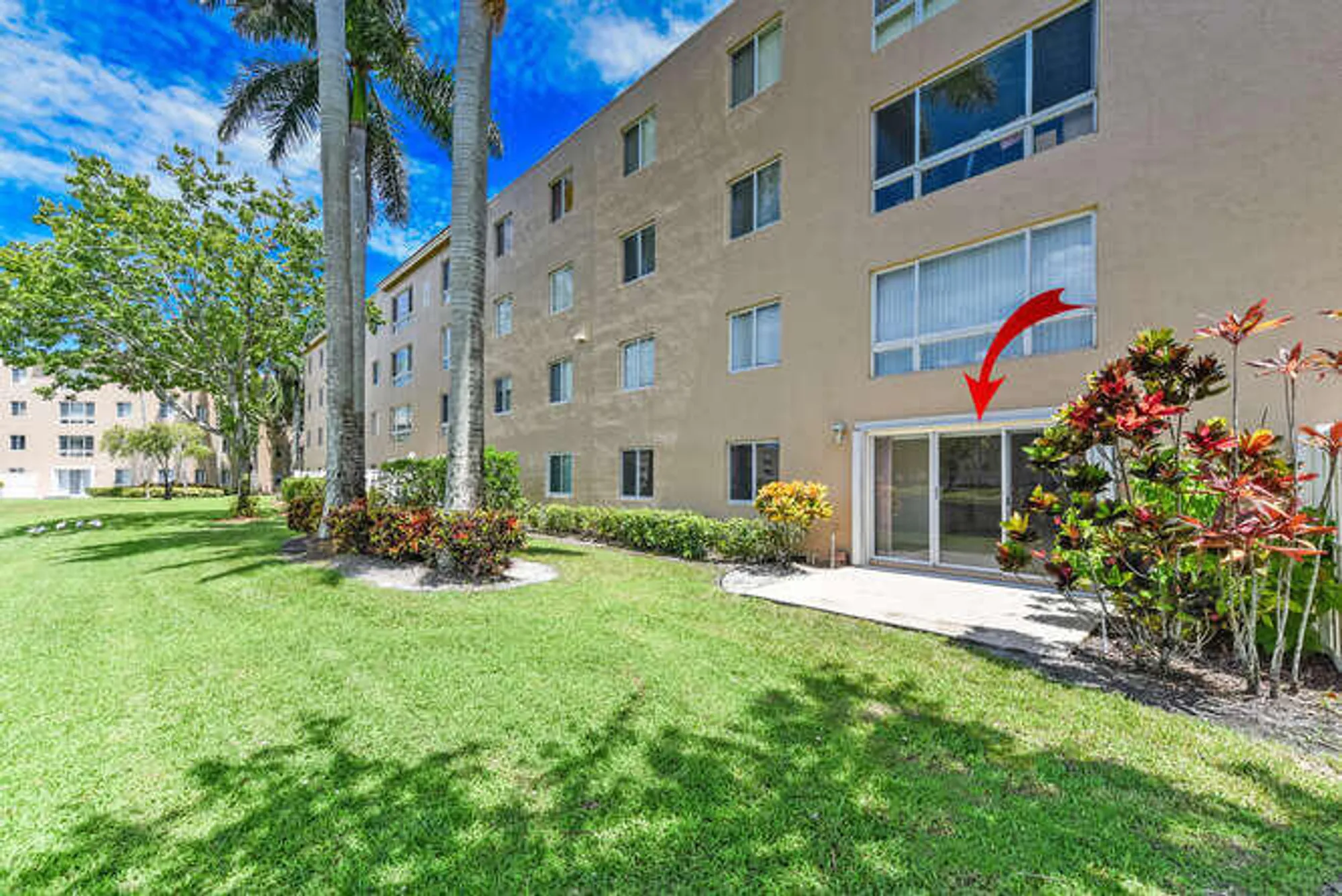 Property Slideshow image 15 of 33 | 5749 gemstone ct 105, Boynton Beach, FL, 33437