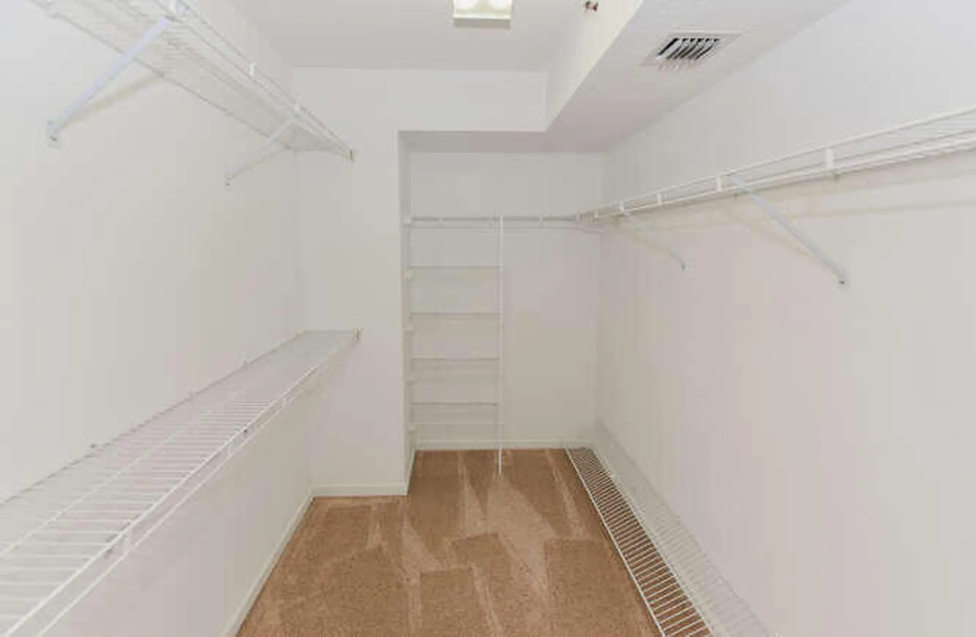 Property Slideshow image 5 of 33 | 5749 gemstone ct 105, Boynton Beach, FL, 33437