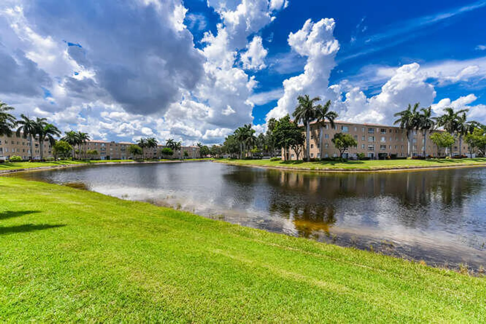 Property Slideshow image 17 of 33 | 5749 gemstone ct 105, Boynton Beach, FL, 33437