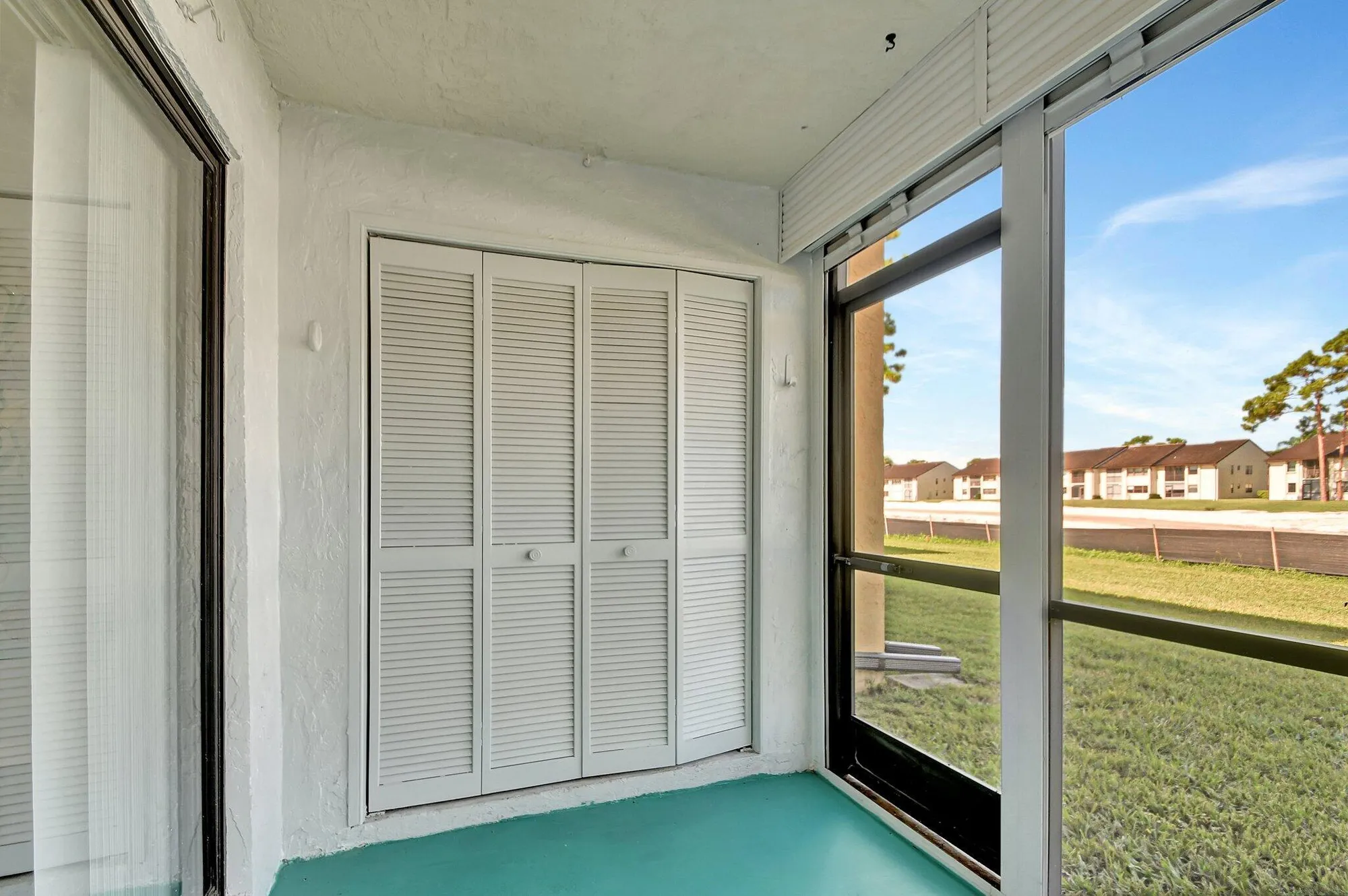 Property Slideshow image 29 of 42 | 4691 lucerne lakes blvd 106, Lake Worth, FL, 33467