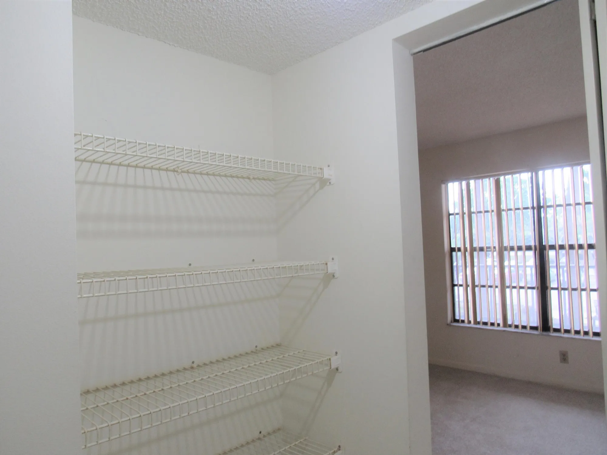 Property Slideshow image 10 of 27 | 4640 lucerne lakes blvd 206, Lake Worth, FL, 33467