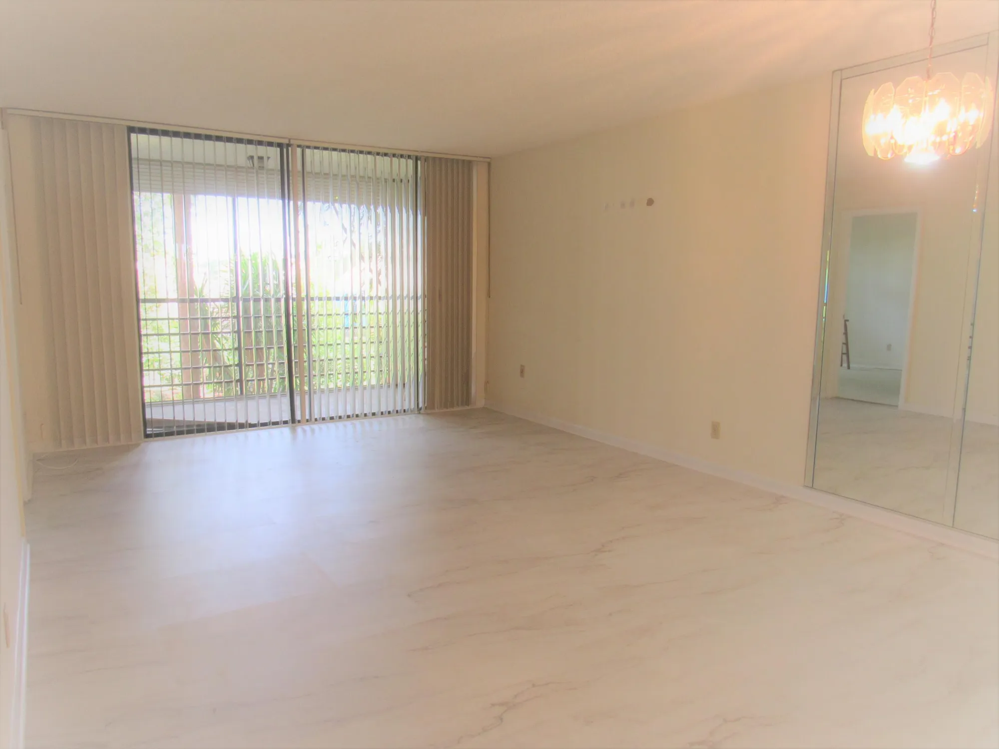 Property Slideshow image 2 of 27 | 4640 lucerne lakes blvd 206, Lake Worth, FL, 33467