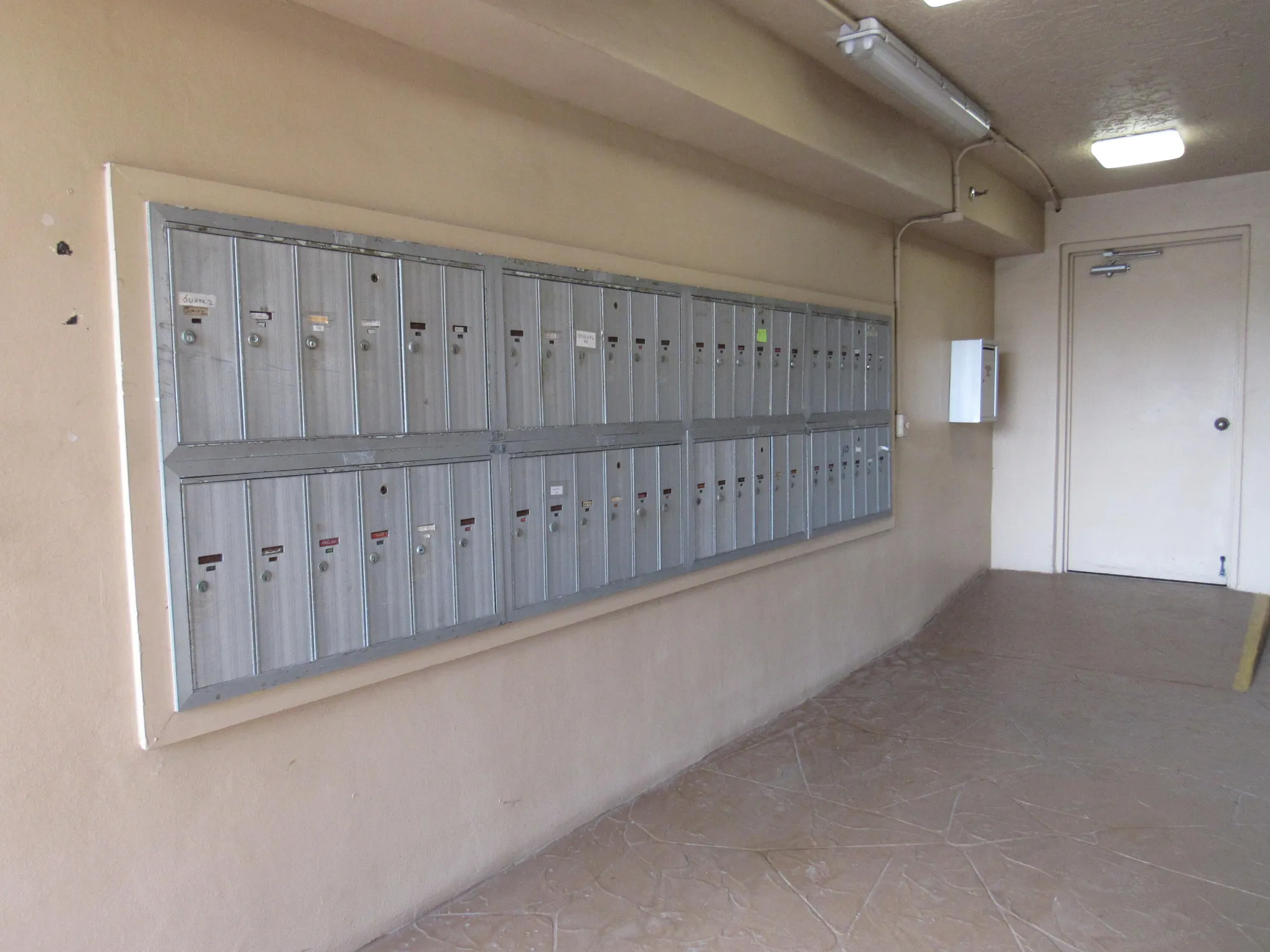 Property Slideshow image 25 of 27 | 4640 lucerne lakes blvd 206, Lake Worth, FL, 33467