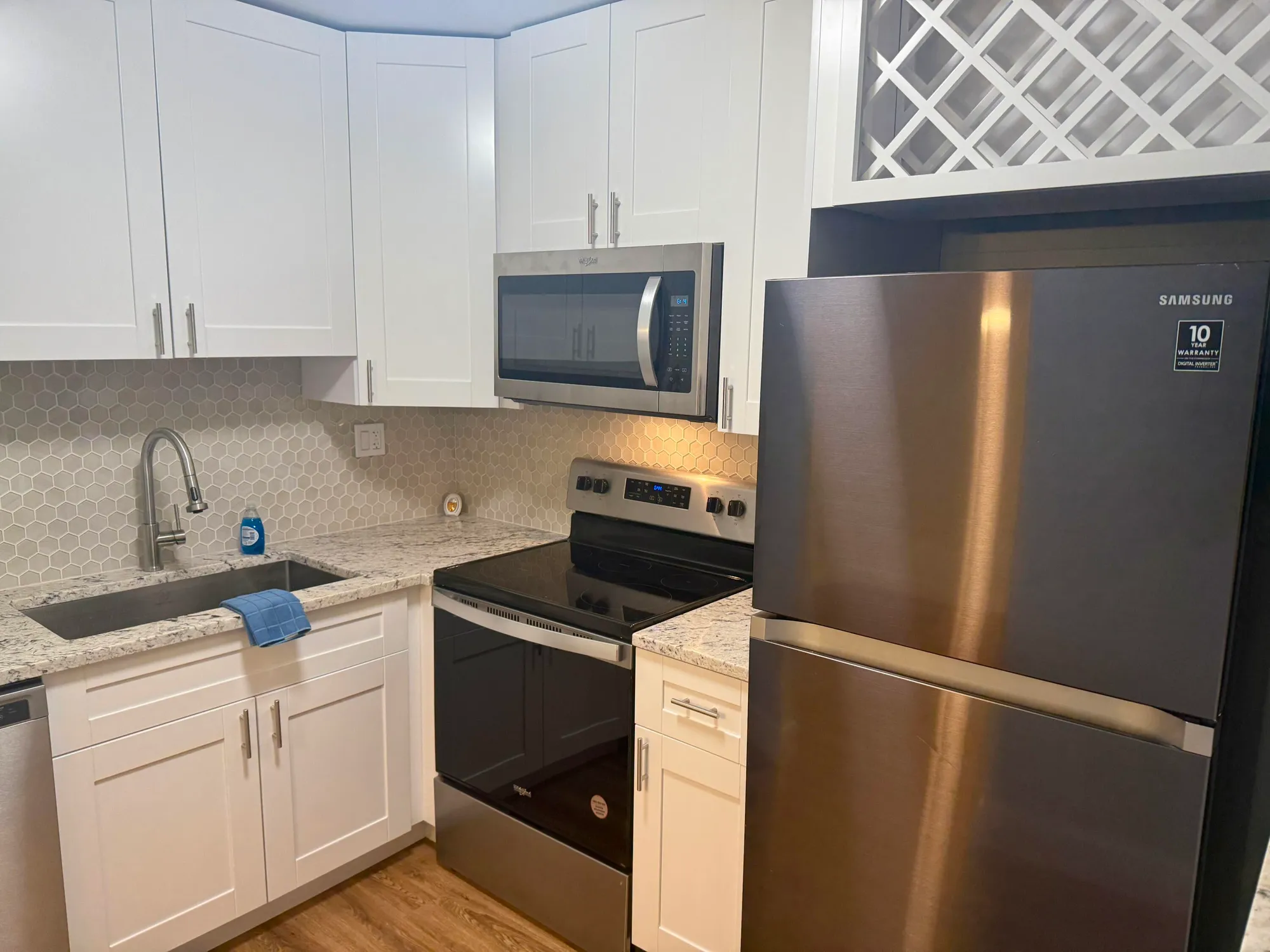 Property Slideshow image 12 of 21 | 1225 nw 21st st # 7-711, Stuart, FL, 34994