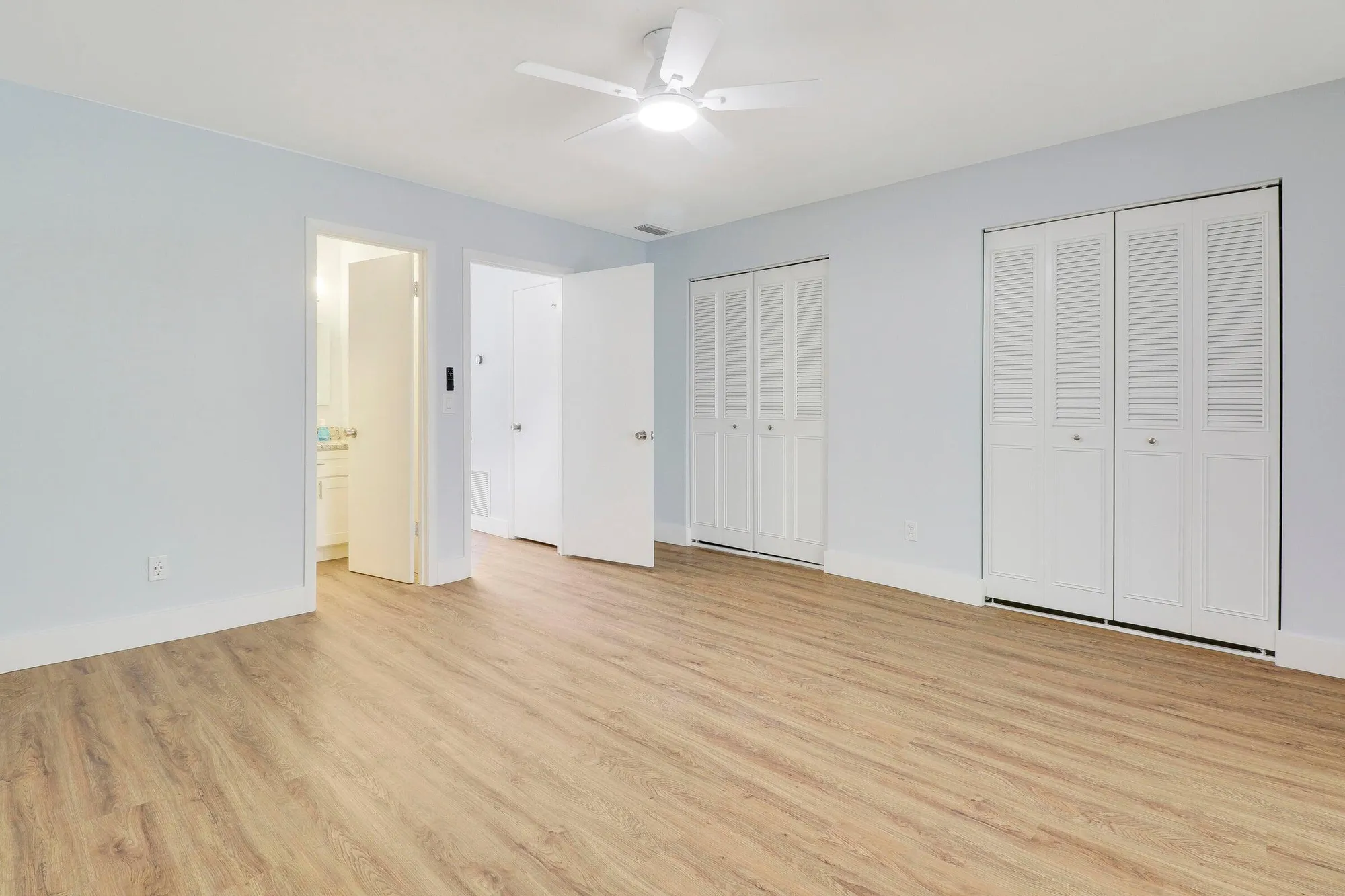 Property Slideshow image 16 of 21 | 1225 nw 21st st # 7-711, Stuart, FL, 34994
