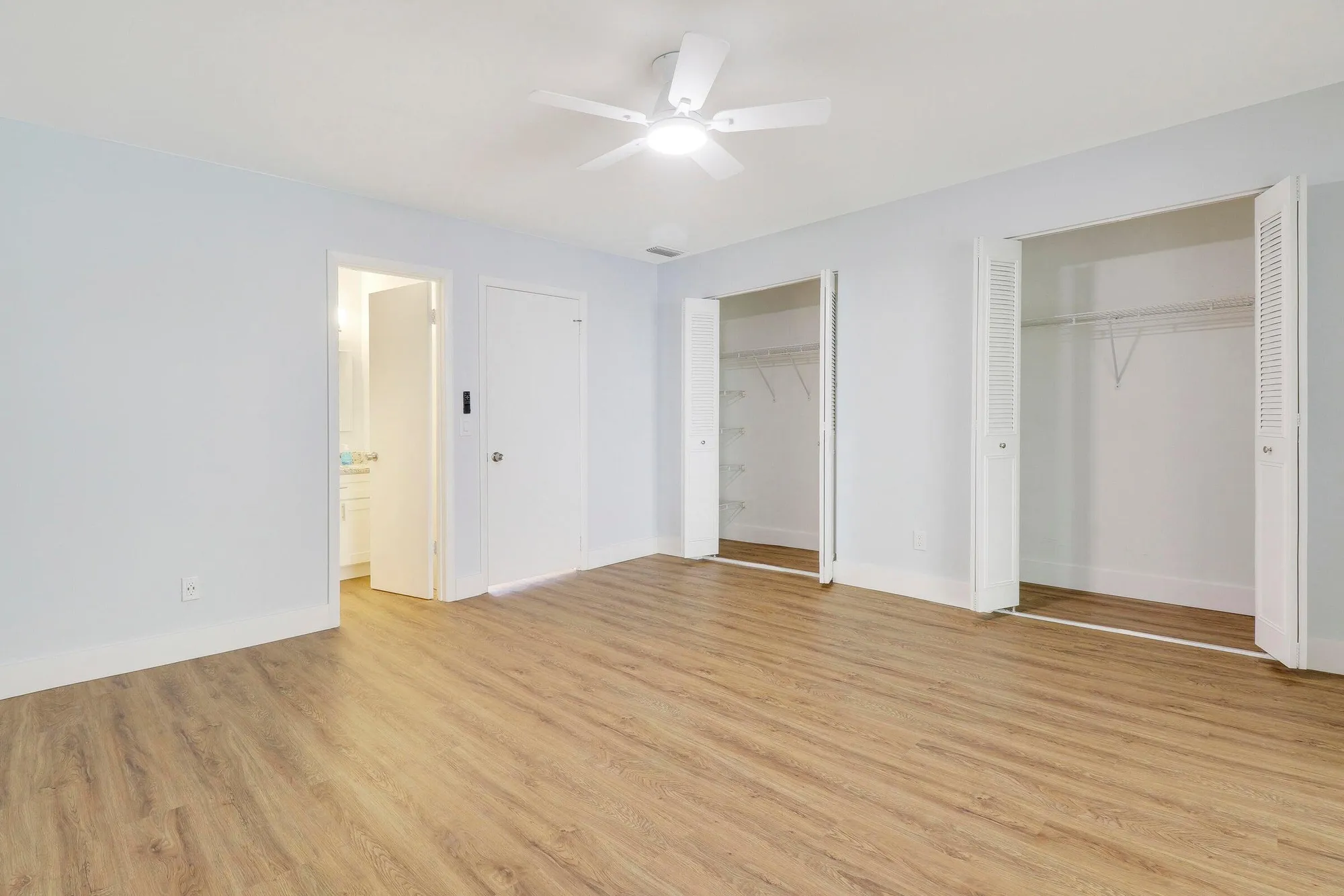 Property Slideshow image 18 of 21 | 1225 nw 21st st # 7-711, Stuart, FL, 34994