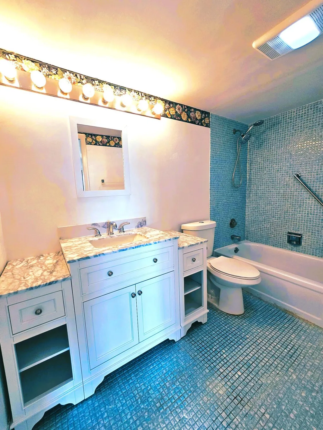 Property Slideshow image 11 of 23 | 265 wellington j, West Palm Beach, FL, 33417