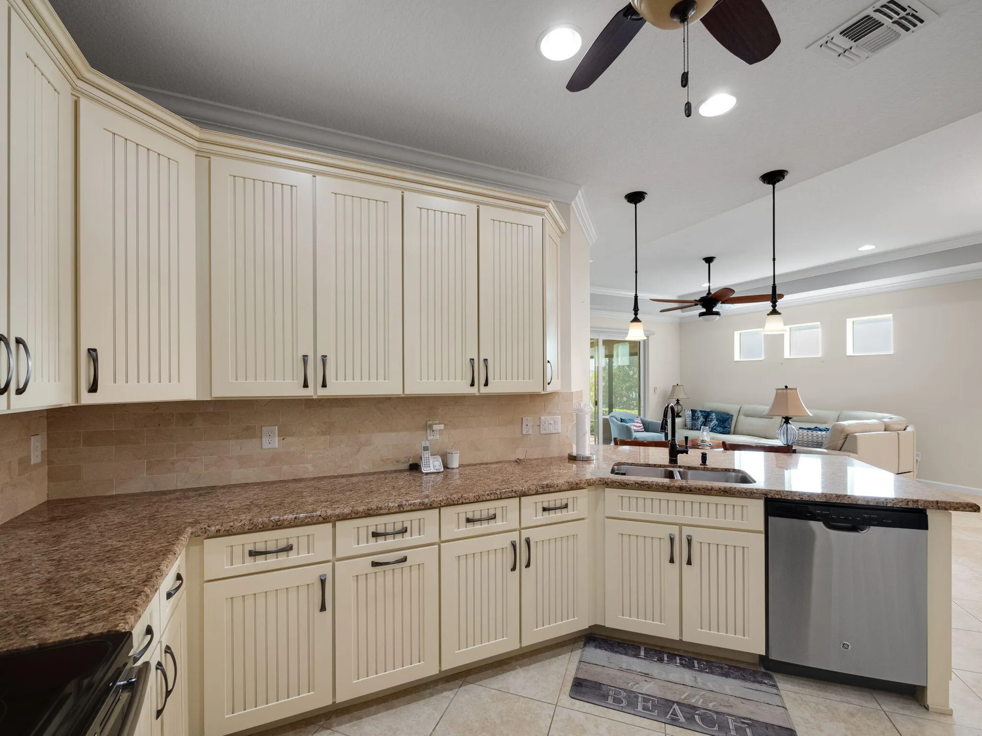 Property Slideshow image 14 of 130 | 11159 sw winding lakes cir, Port Saint Lucie, FL, 34987