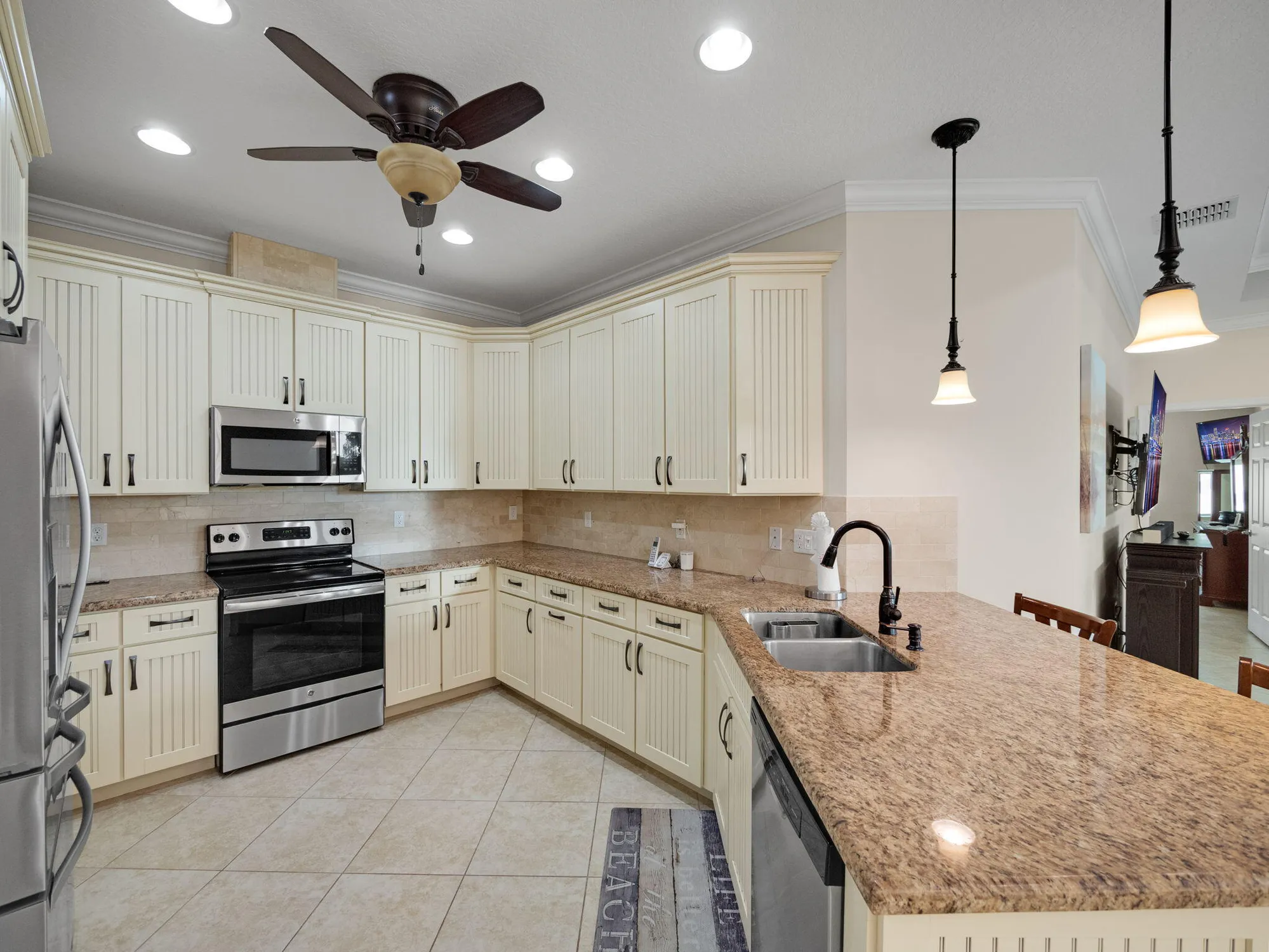 Property Slideshow image 15 of 130 | 11159 sw winding lakes cir, Port Saint Lucie, FL, 34987