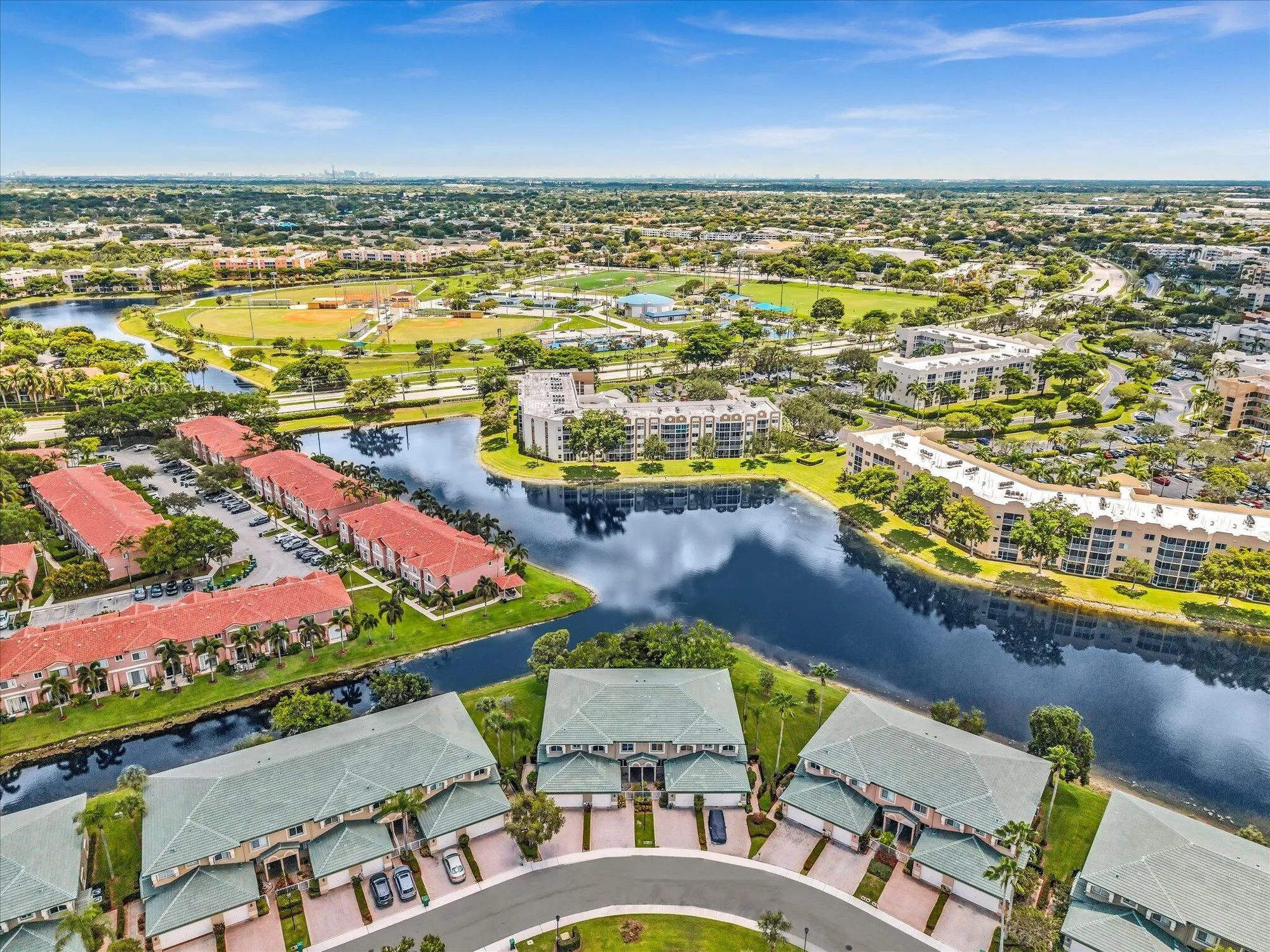 Property Slideshow image 52 of 65 | 7888 exeter blvd 201, Tamarac, FL, 33321