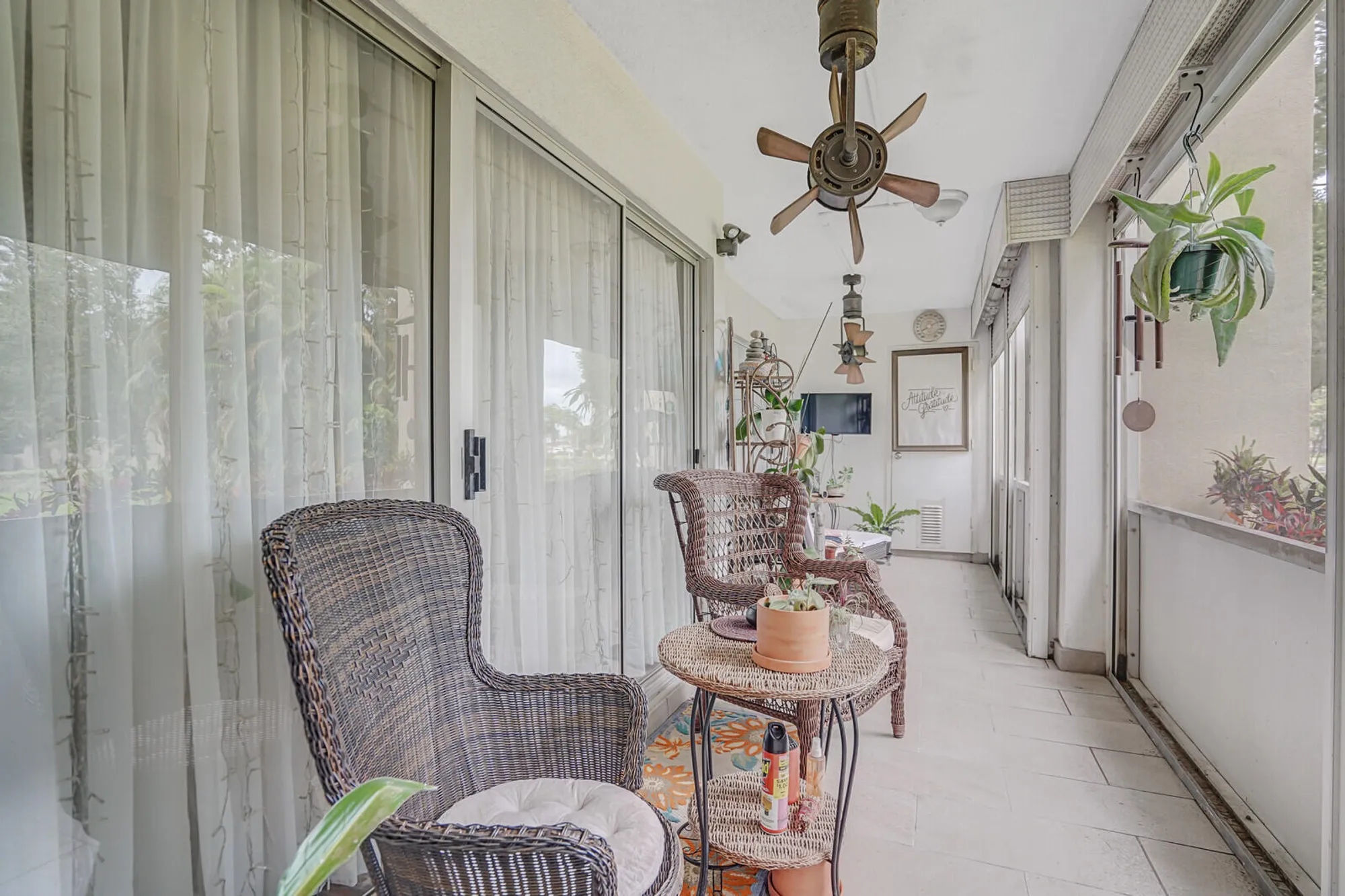 Property Slideshow image 12 of 15 | 3524 via poinciana apt 102, Lake Worth, FL, 33467