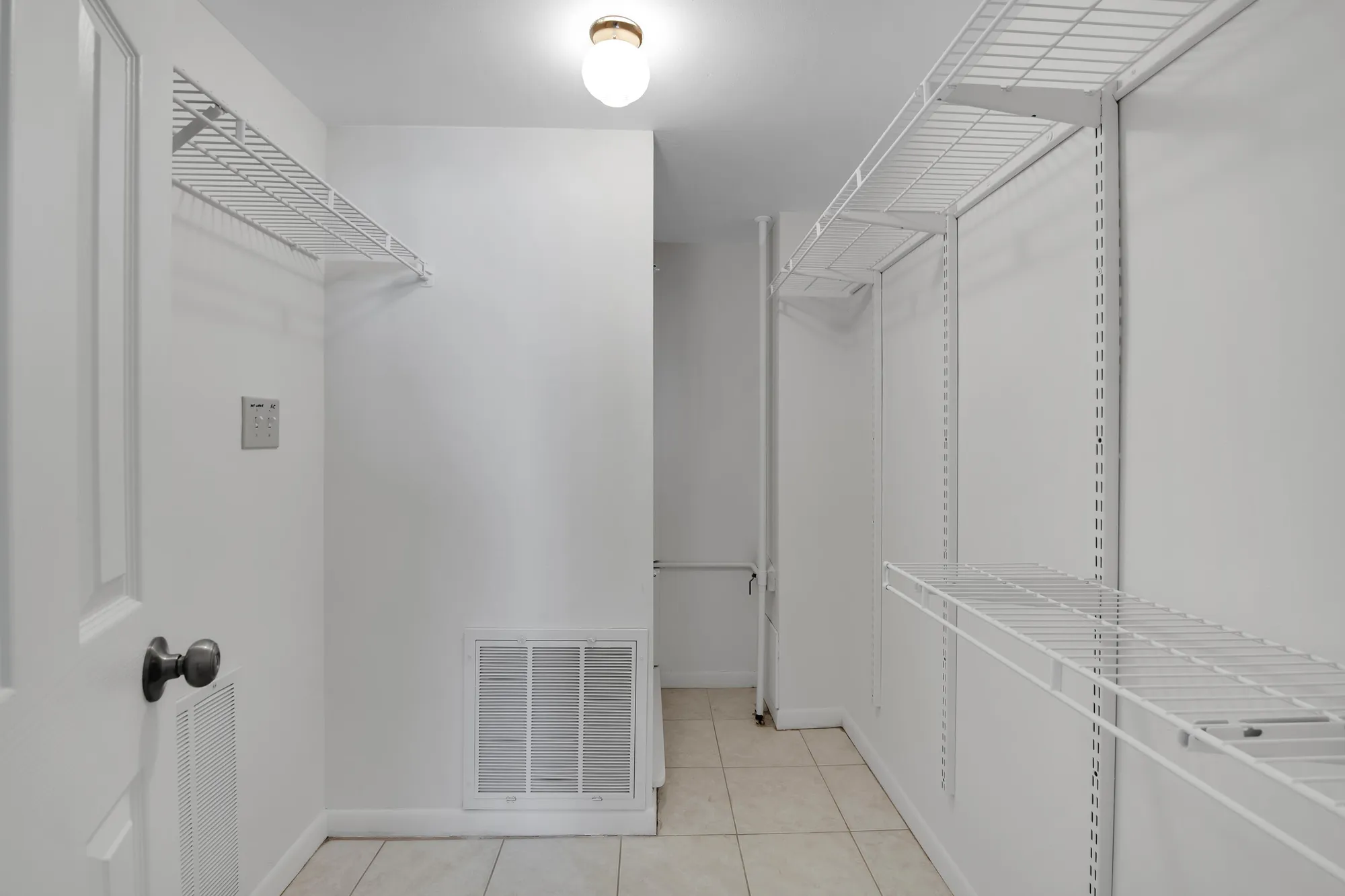 Property Slideshow image 17 of 24 | 2731 ne 14th street cswy apt 314, Pompano Beach, FL, 33062