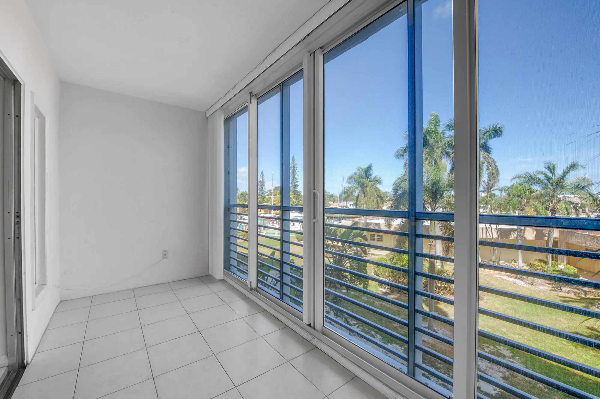 Property Slideshow image 19 of 24 | 2731 ne 14th street cswy apt 314, Pompano Beach, FL, 33062