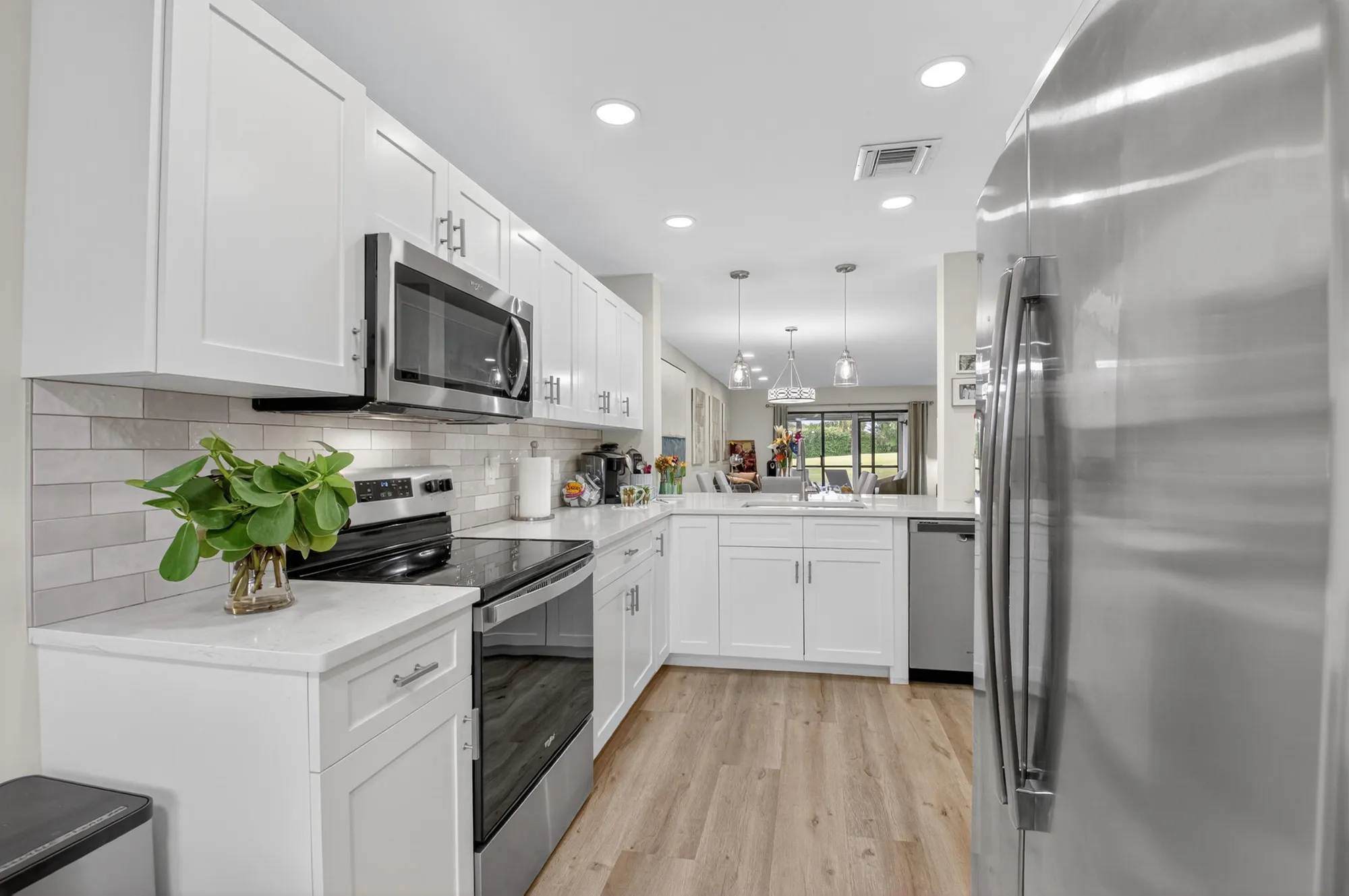 Property Slideshow image 13 of 72 | 17 southport ln e, Boynton Beach, FL, 33436