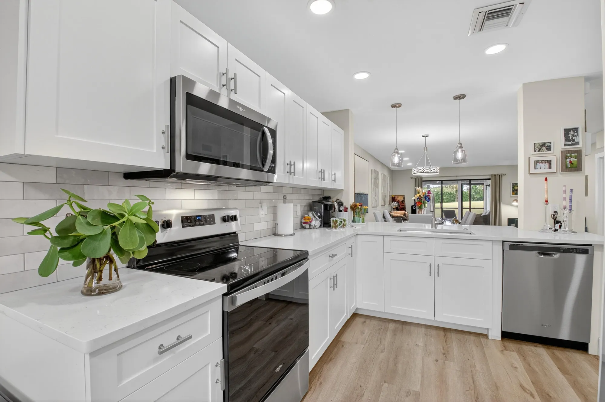 Property Slideshow image 14 of 72 | 17 southport ln e, Boynton Beach, FL, 33436