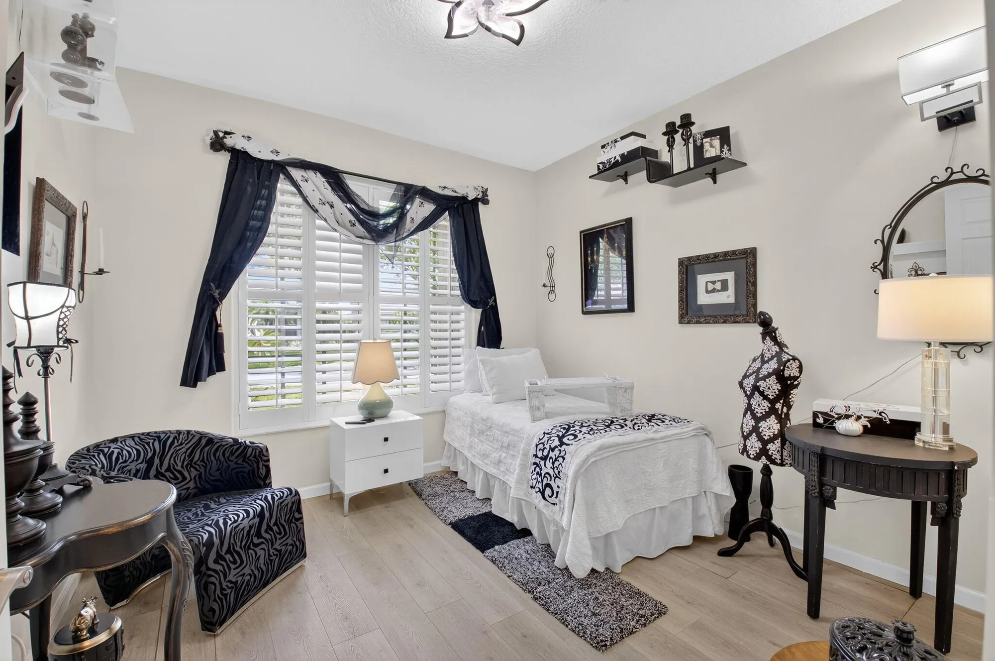 Property Slideshow image 39 of 99 | 13486 barcelona lake cir, Delray Beach, FL, 33446