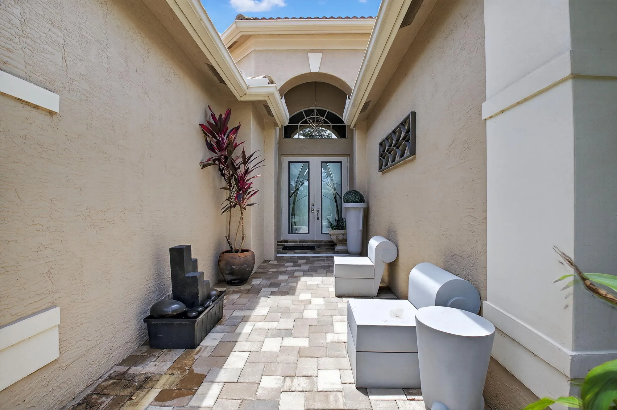Property Slideshow image 12 of 99 | 13486 barcelona lake cir, Delray Beach, FL, 33446