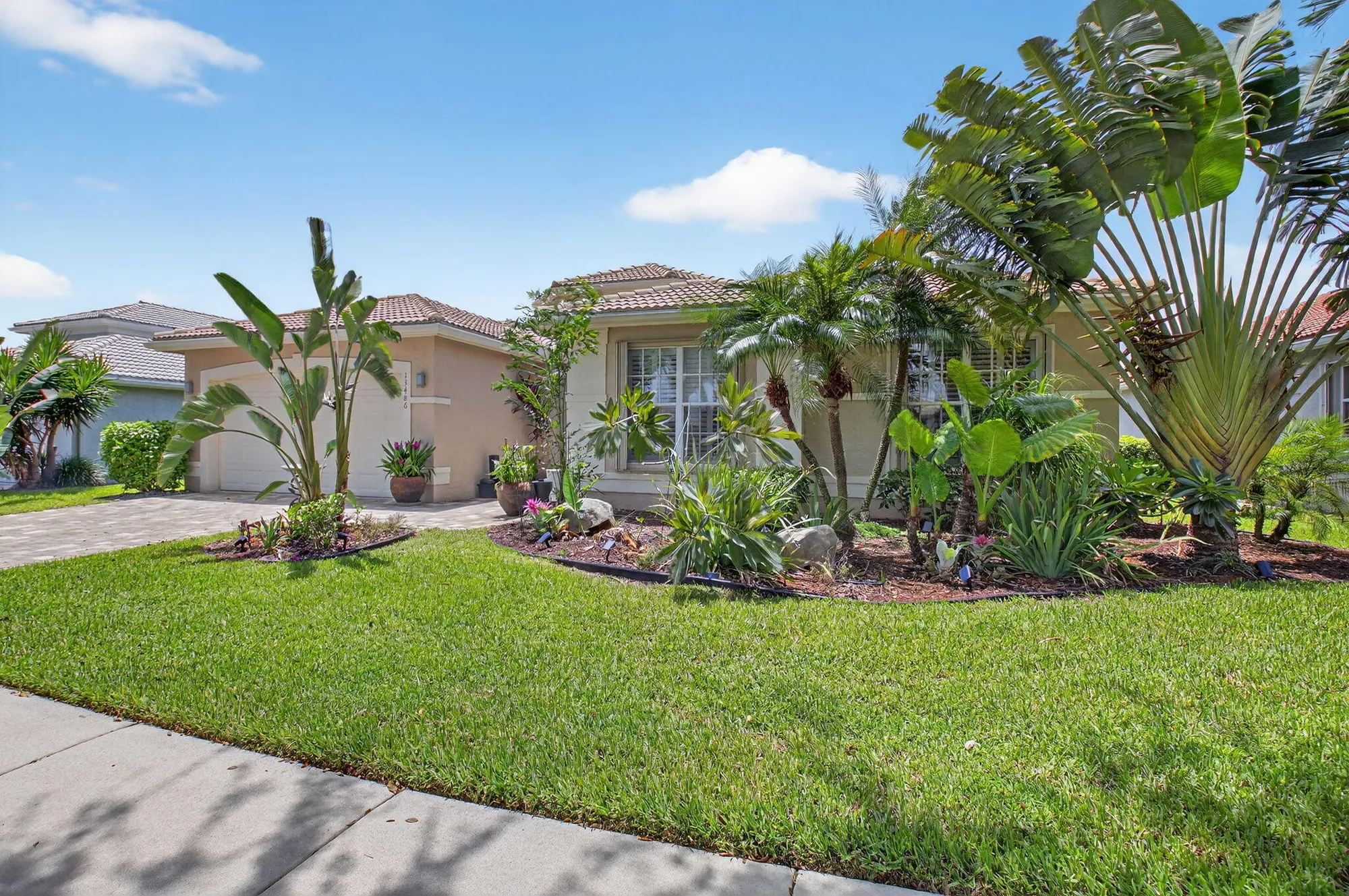 Property Slideshow image 3 of 99 | 13486 barcelona lake cir, Delray Beach, FL, 33446