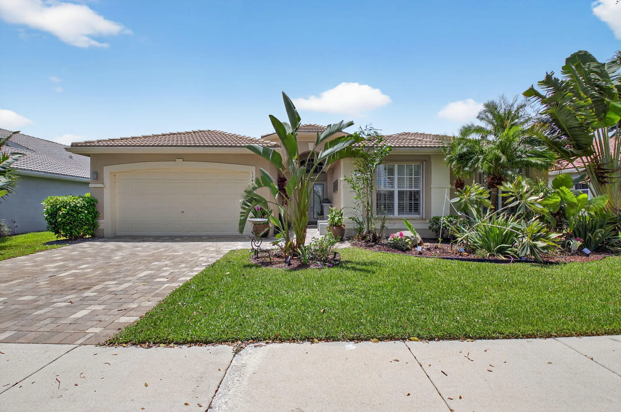 Property Slideshow image 2 of 99 | 13486 barcelona lake cir, Delray Beach, FL, 33446