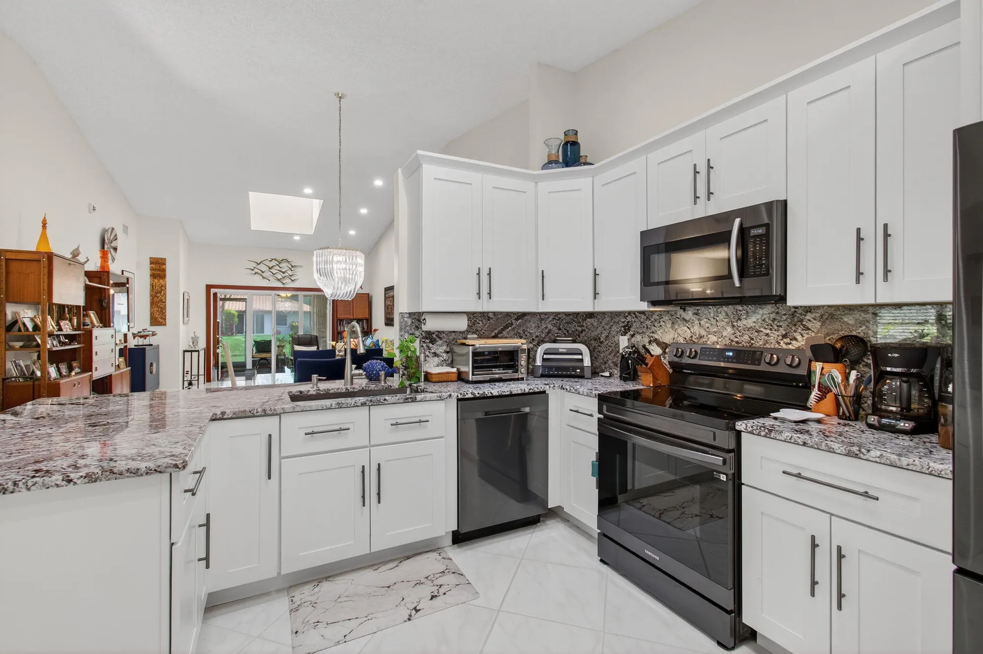 Property Slideshow image 36 of 132 | 6368 mill pointe cir, Delray Beach, FL, 33484
