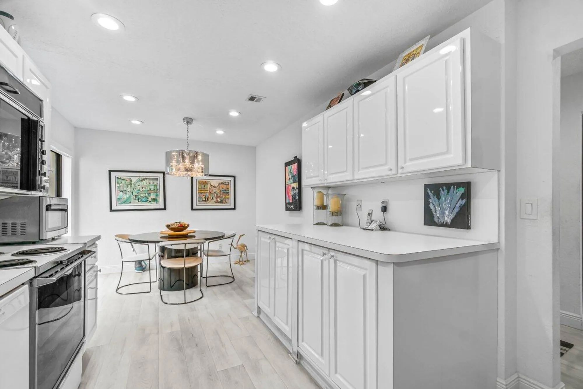 Property Slideshow image 11 of 55 | 36 westgate ln c, Boynton Beach, FL, 33436