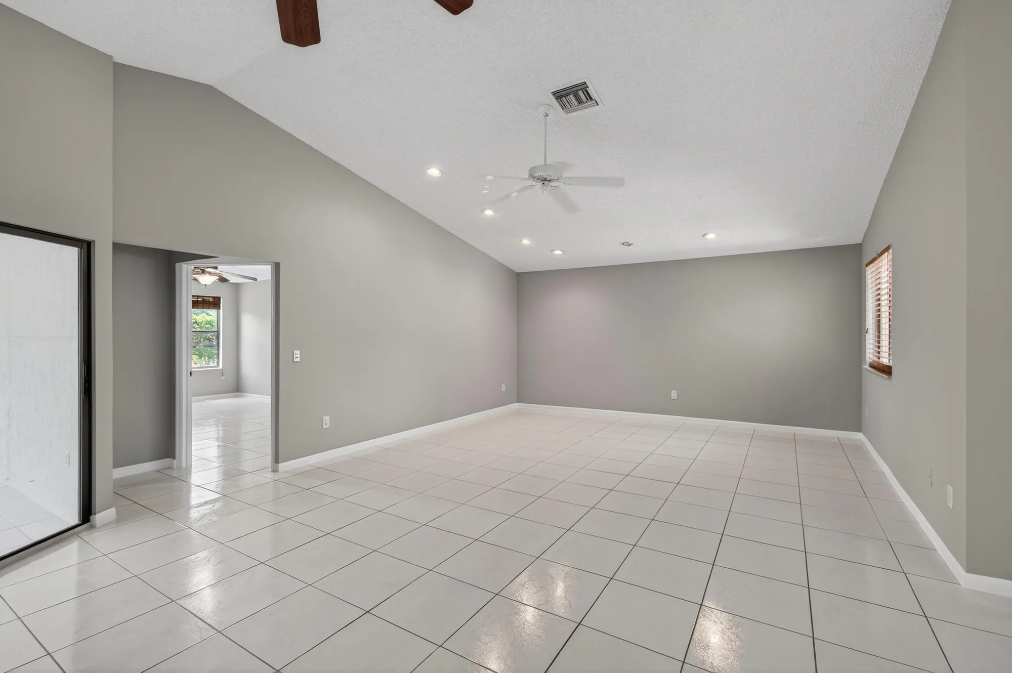 Property Slideshow image 9 of 62 | 3250 nw 10th st, Delray Beach, FL, 33445