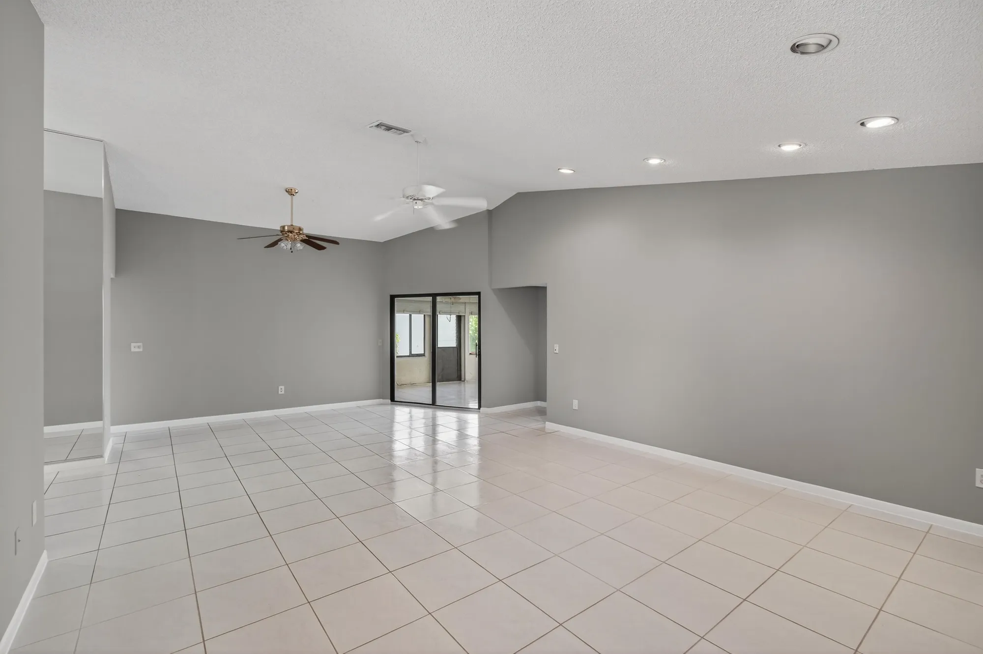 Property Slideshow image 13 of 62 | 3250 nw 10th st, Delray Beach, FL, 33445