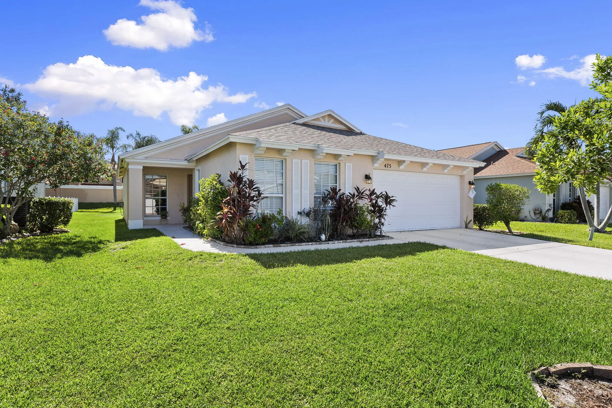 Property Slideshow image 5 of 40 | 475 sw talquin ln, Port Saint Lucie, FL, 34986
