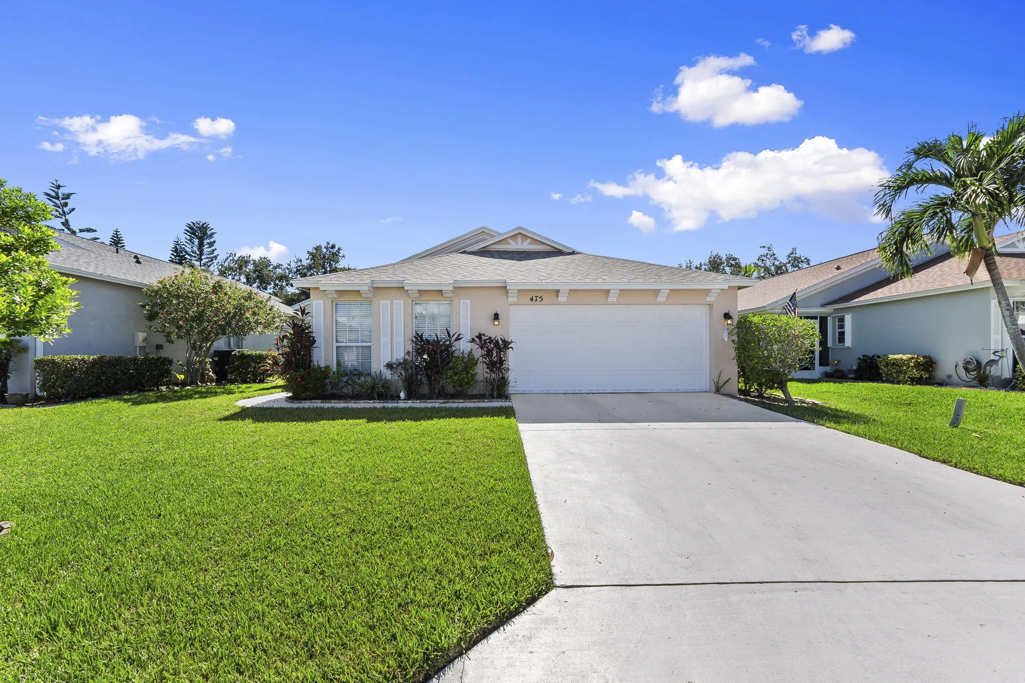 Property Slideshow image 6 of 40 | 475 sw talquin ln, Port Saint Lucie, FL, 34986