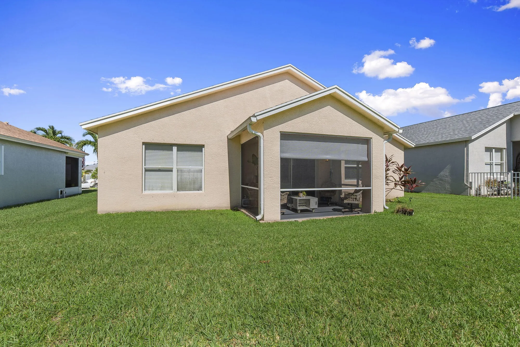 Property Slideshow image 31 of 40 | 475 sw talquin ln, Port Saint Lucie, FL, 34986