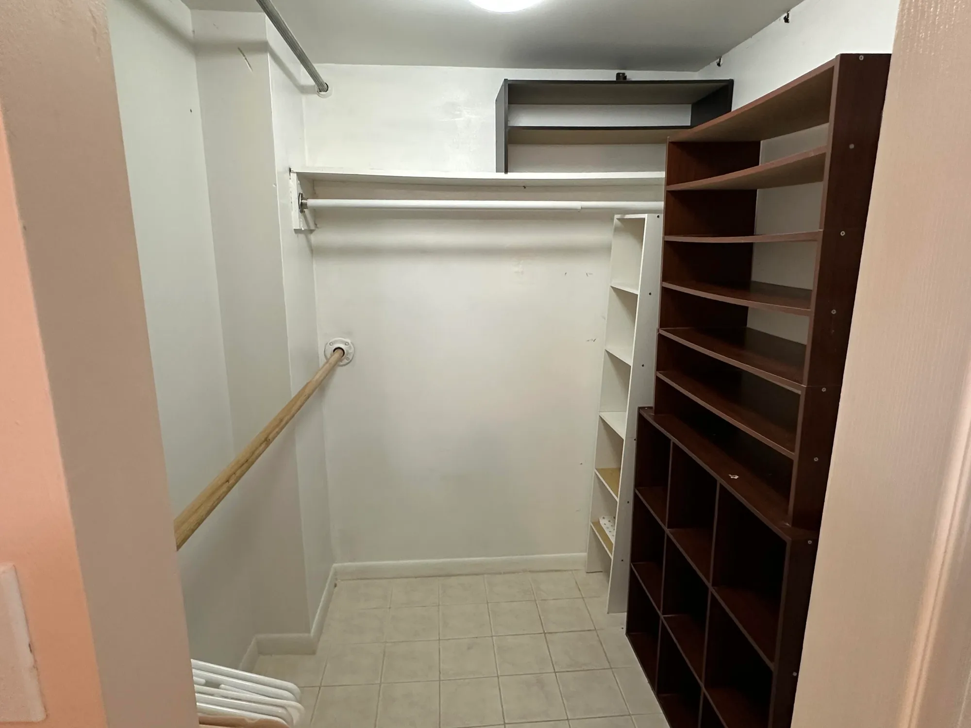 Property Slideshow image 28 of 45 | 1101 colony point cir 108, Pembroke Pines, FL, 33026