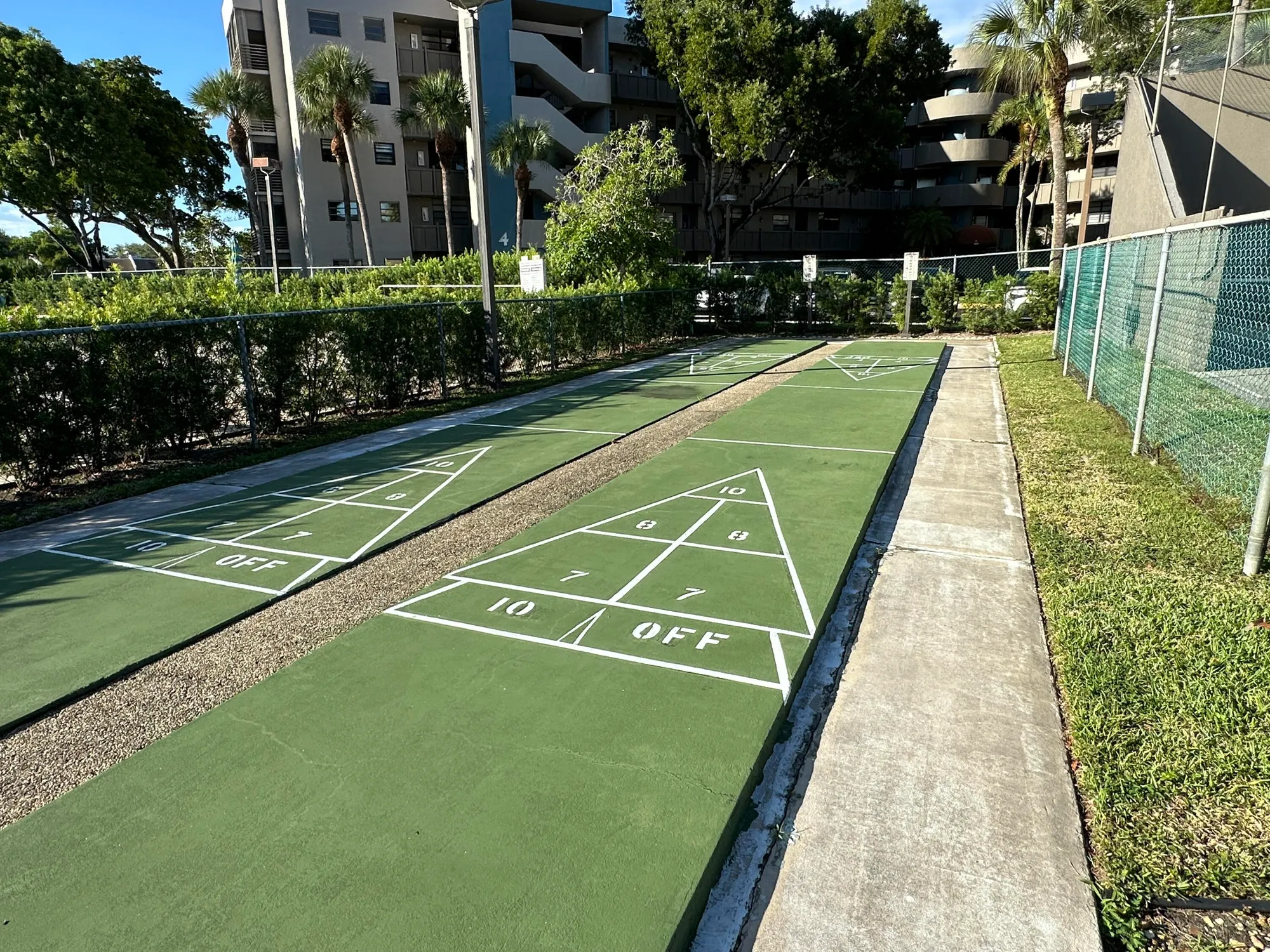 Property Slideshow image 33 of 45 | 1101 colony point cir 108, Pembroke Pines, FL, 33026