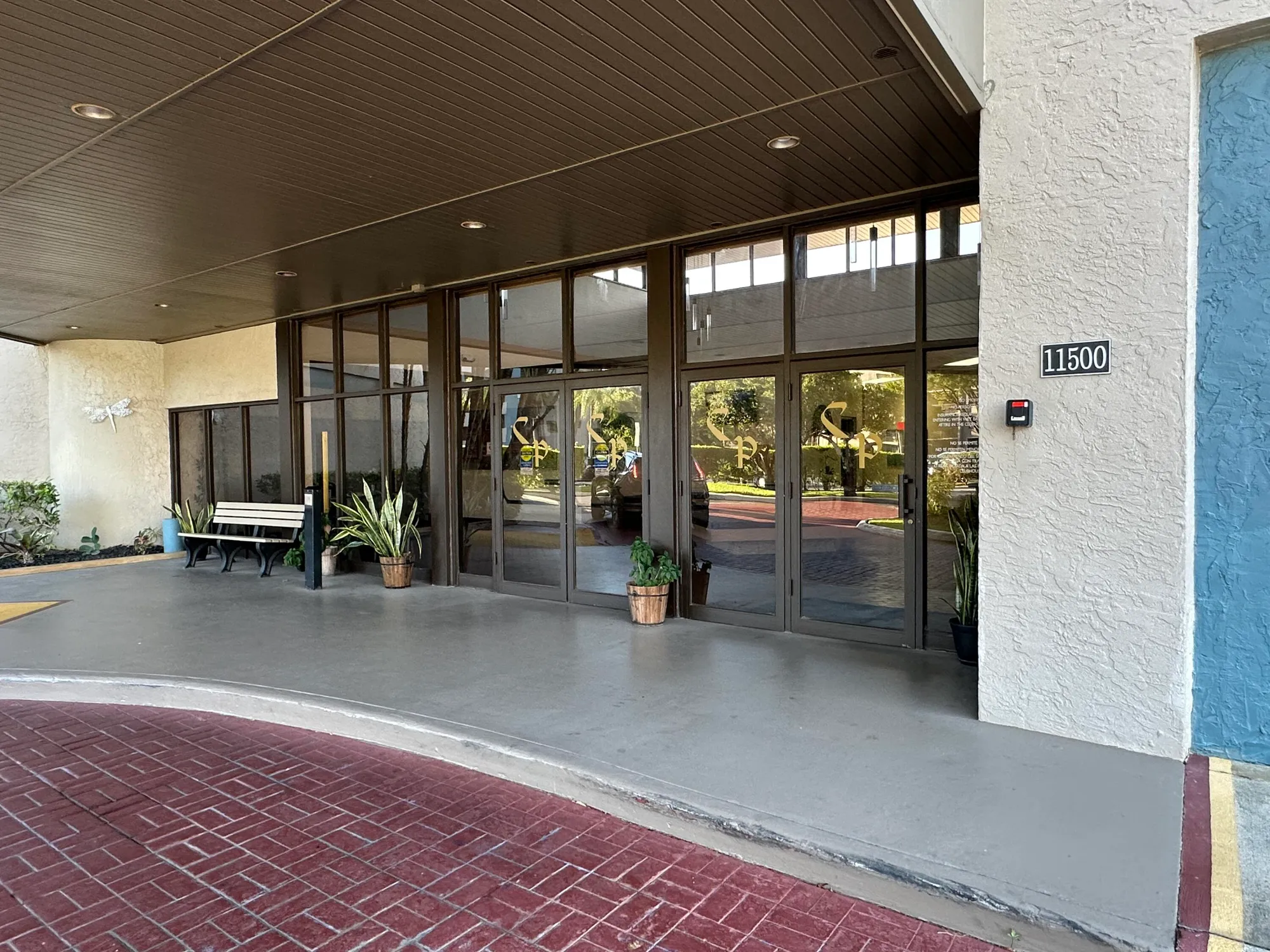 Property Slideshow image 35 of 45 | 1101 colony point cir 108, Pembroke Pines, FL, 33026