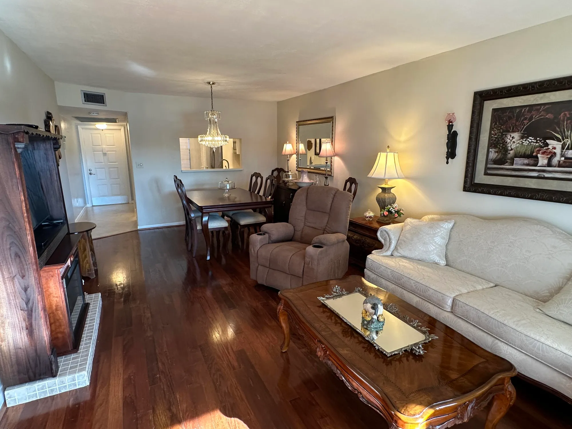 Property Slideshow image 16 of 45 | 1101 colony point cir 108, Pembroke Pines, FL, 33026