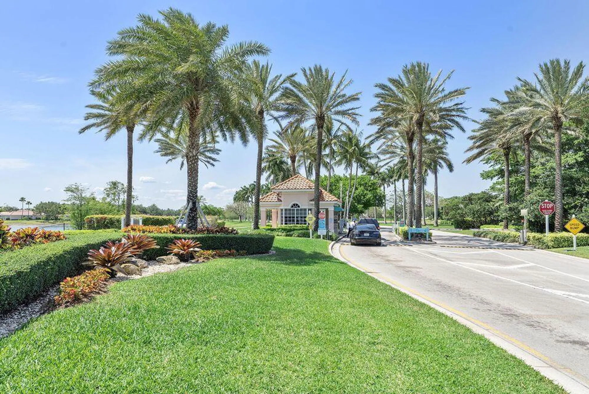 Property Slideshow image 2 of 41 | 2069 tarpon lake way, West Palm Beach, FL, 33411