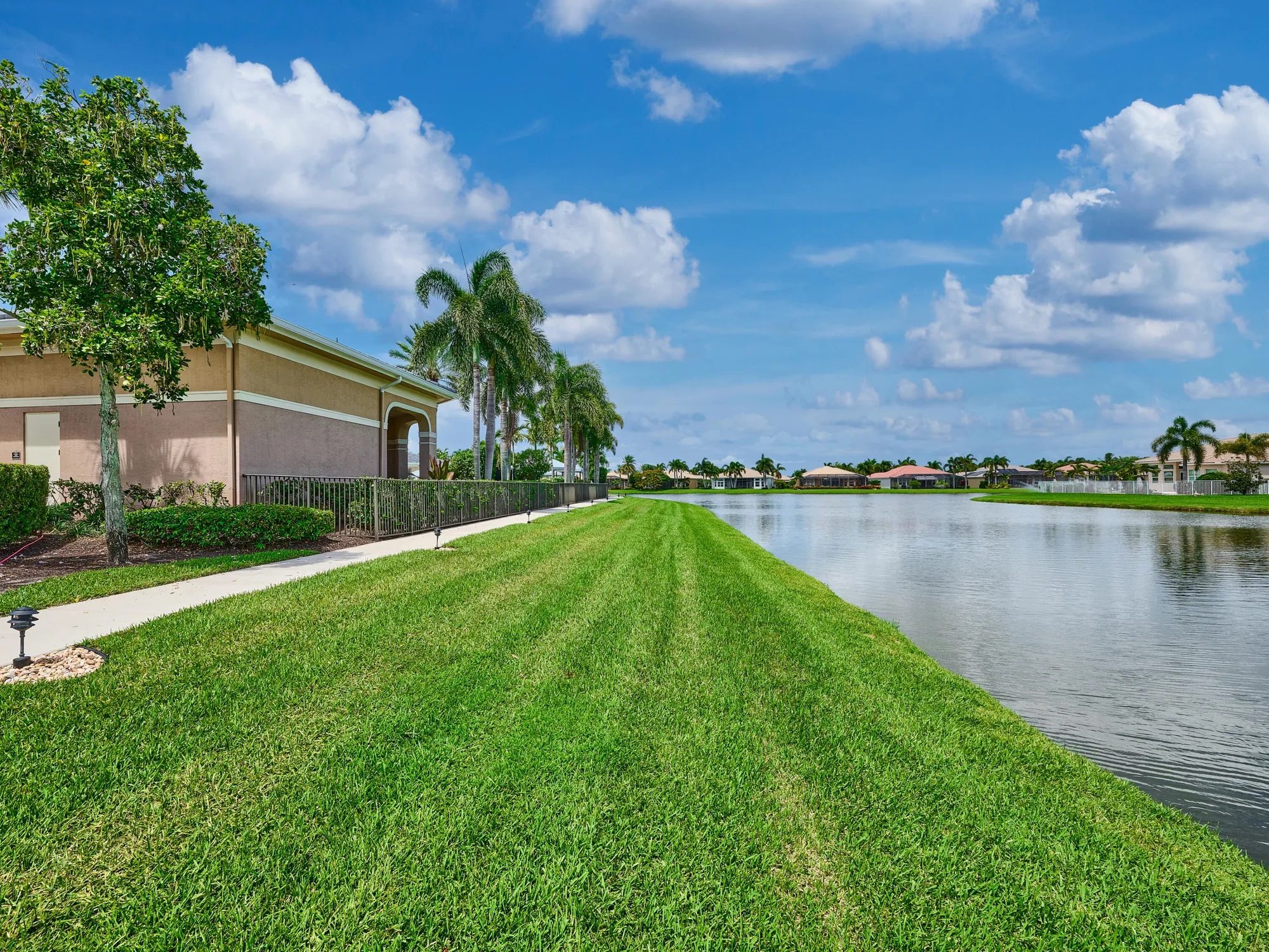 Property Slideshow image 67 of 90 | 10807 redlake isle, Boynton Beach, FL, 33473