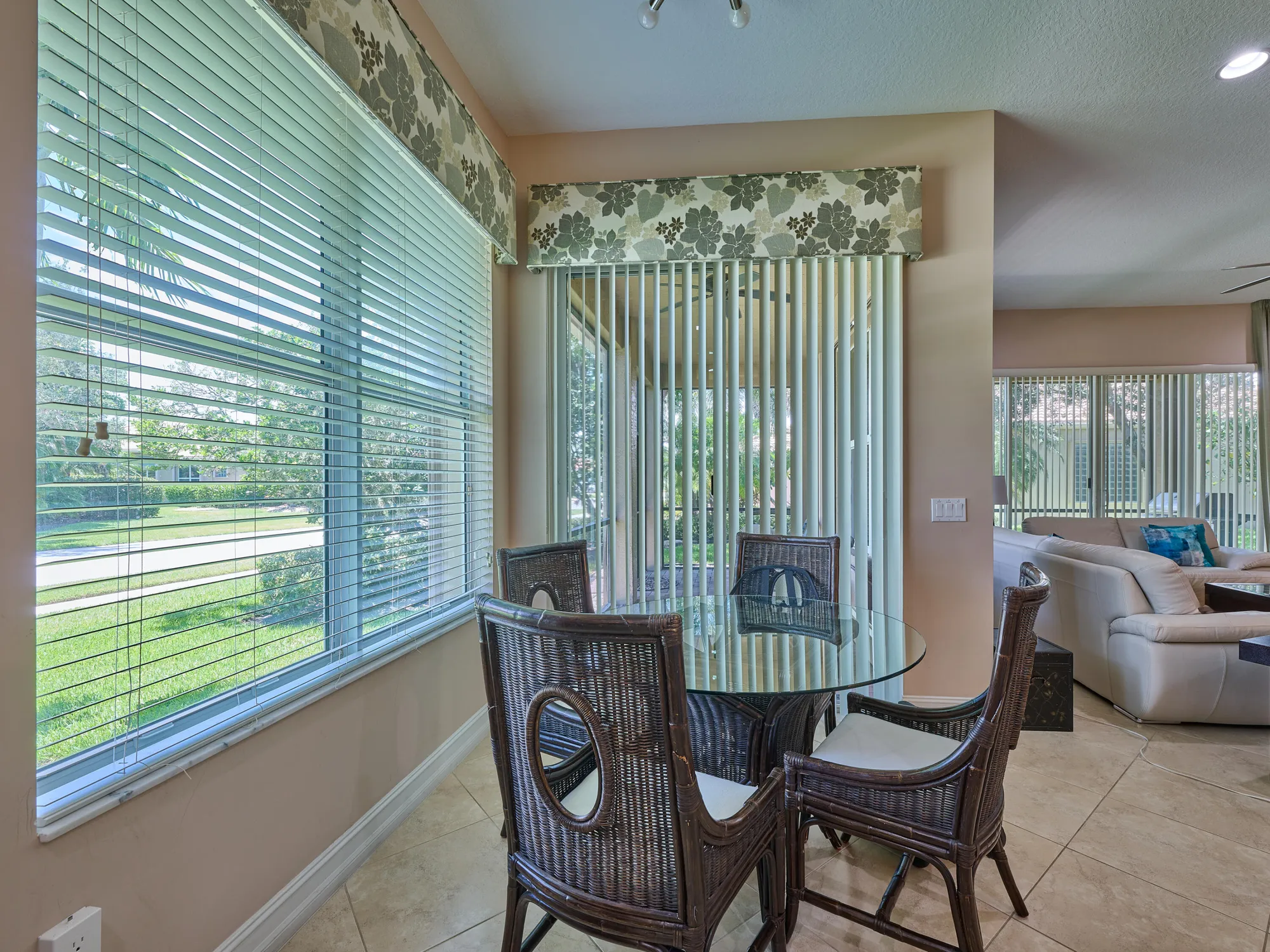 Property Slideshow image 32 of 90 | 10807 redlake isle, Boynton Beach, FL, 33473