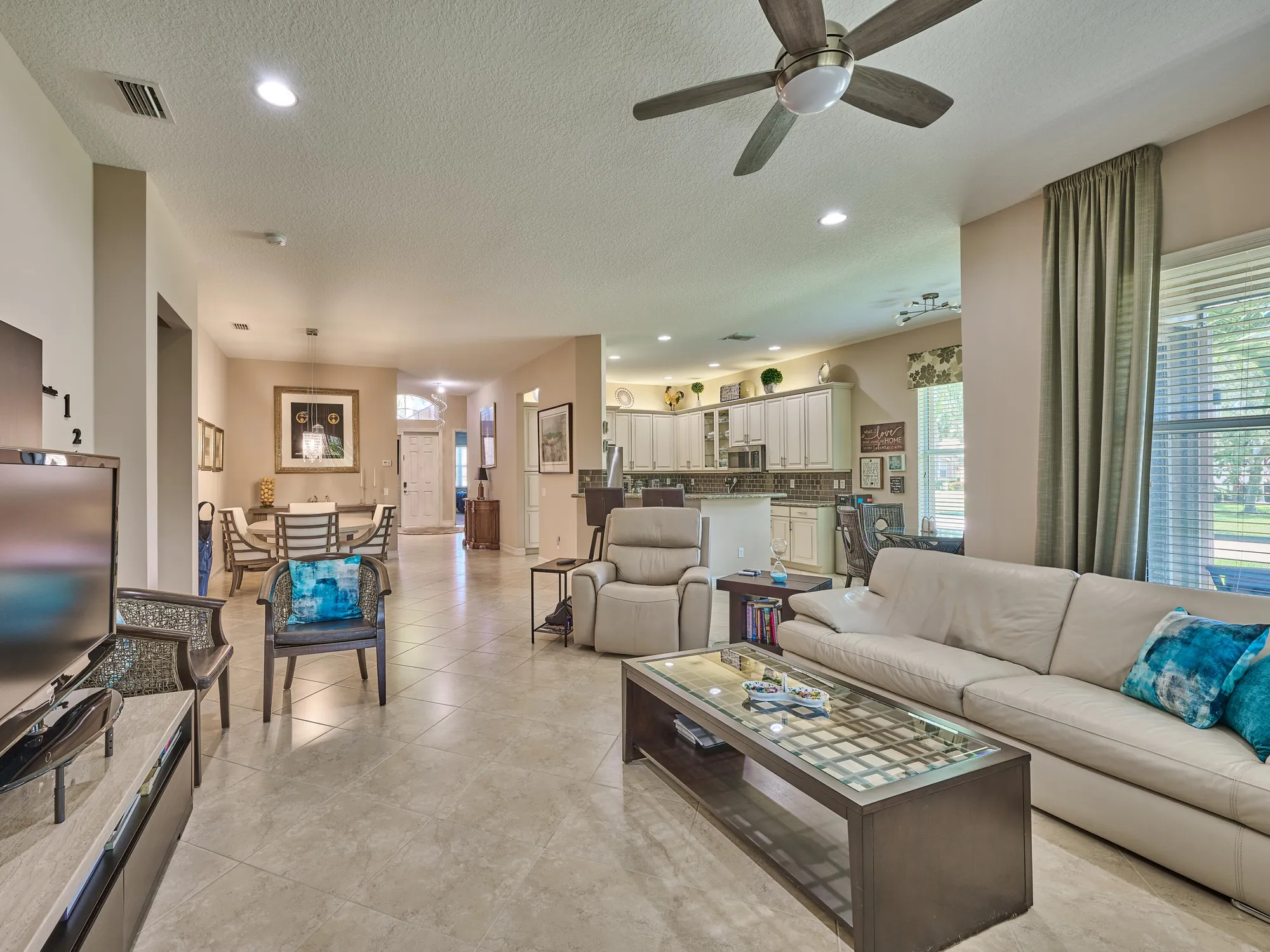 Property Slideshow image 18 of 90 | 10807 redlake isle, Boynton Beach, FL, 33473