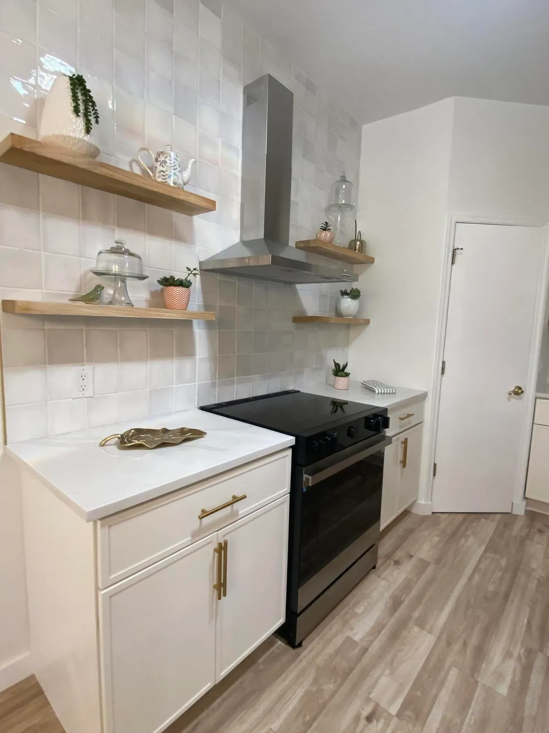 Property Slideshow image 32 of 76 | 176 cape florida dr, Poinciana, FL, 34759