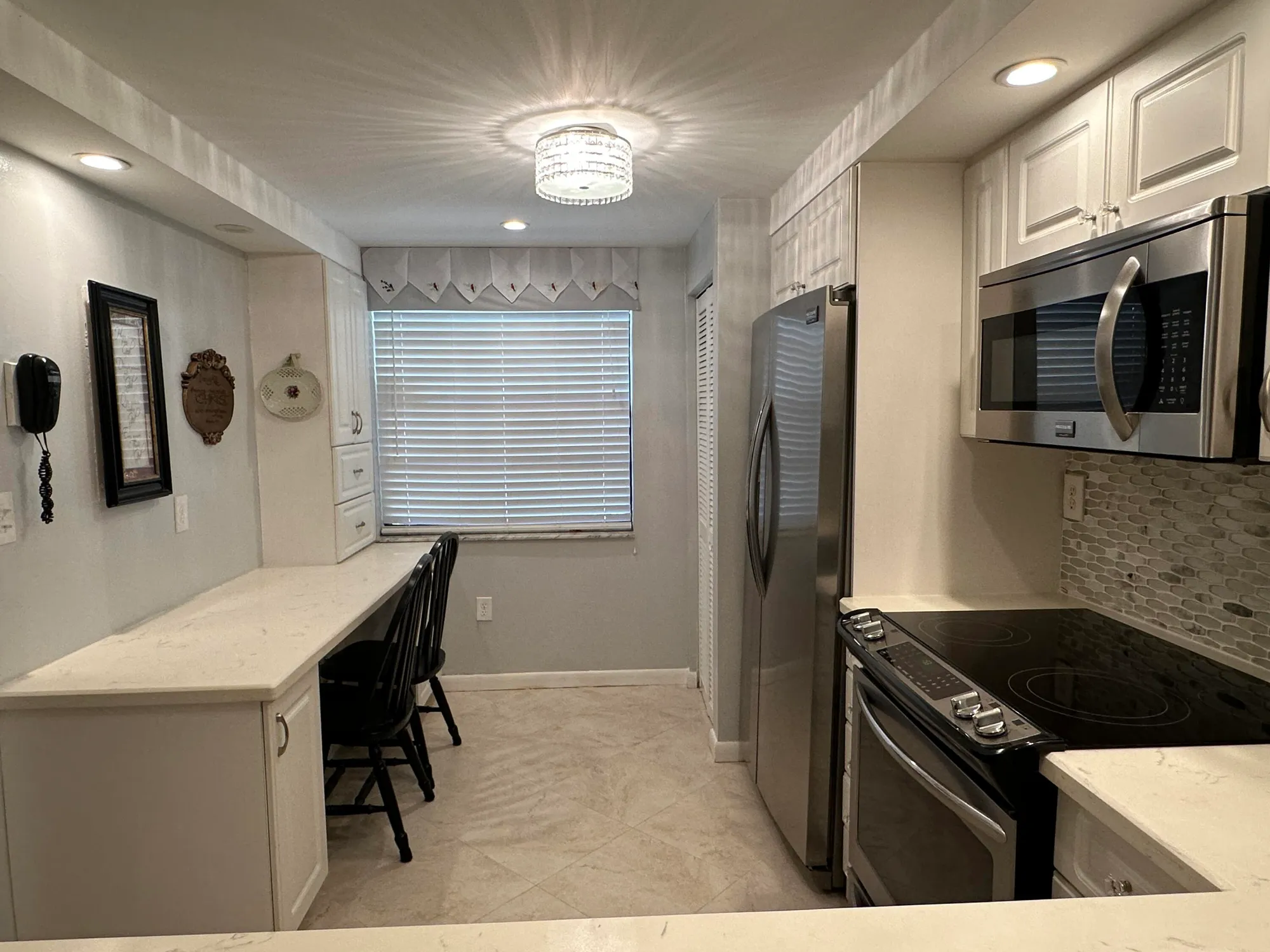 Property Slideshow image 14 of 45 | 1101 colony point cir 108, Pembroke Pines, FL, 33026