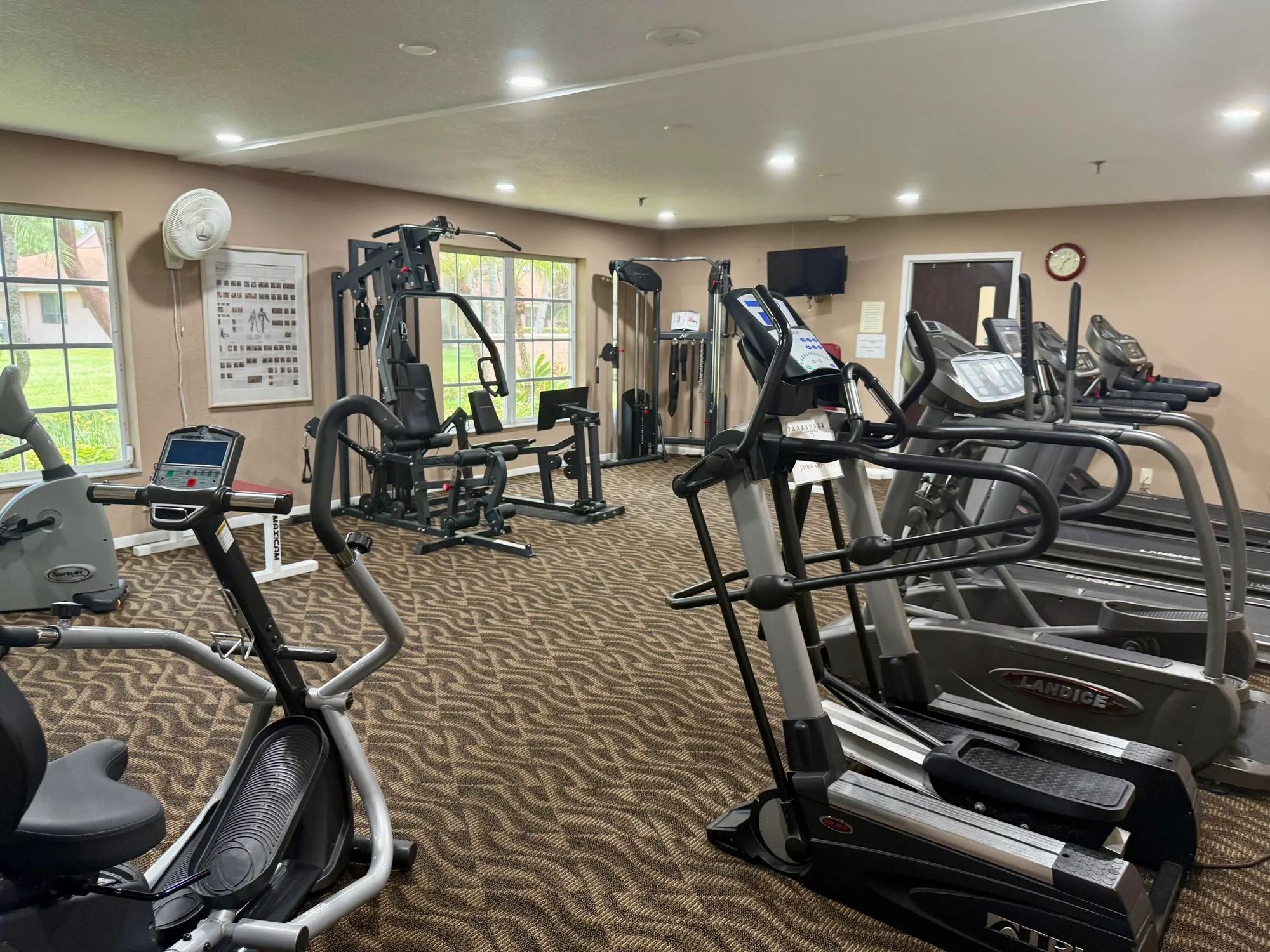 Property Slideshow image 57 of 58 | 8279 springlake dr, Boca Raton, FL, 33496