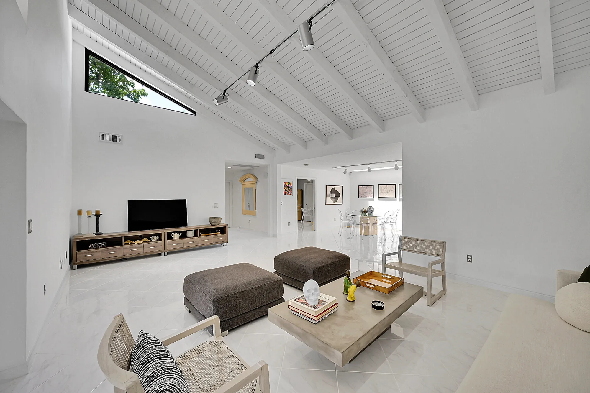 Property Slideshow image 7 of 31 | 21959 arriba real # 22-b, Boca Raton, FL, 33433