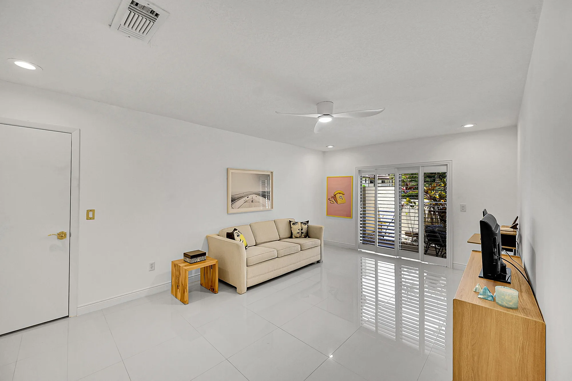 Property Slideshow image 25 of 31 | 21959 arriba real # 22-b, Boca Raton, FL, 33433