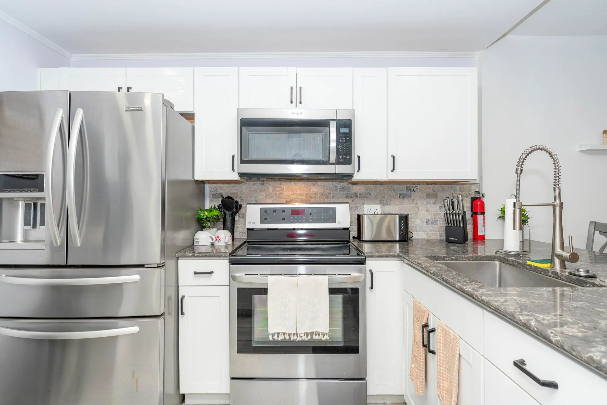 Property Slideshow image 3 of 41 | 2600 ne 1st ln apt 104, Boynton Beach, FL, 33435