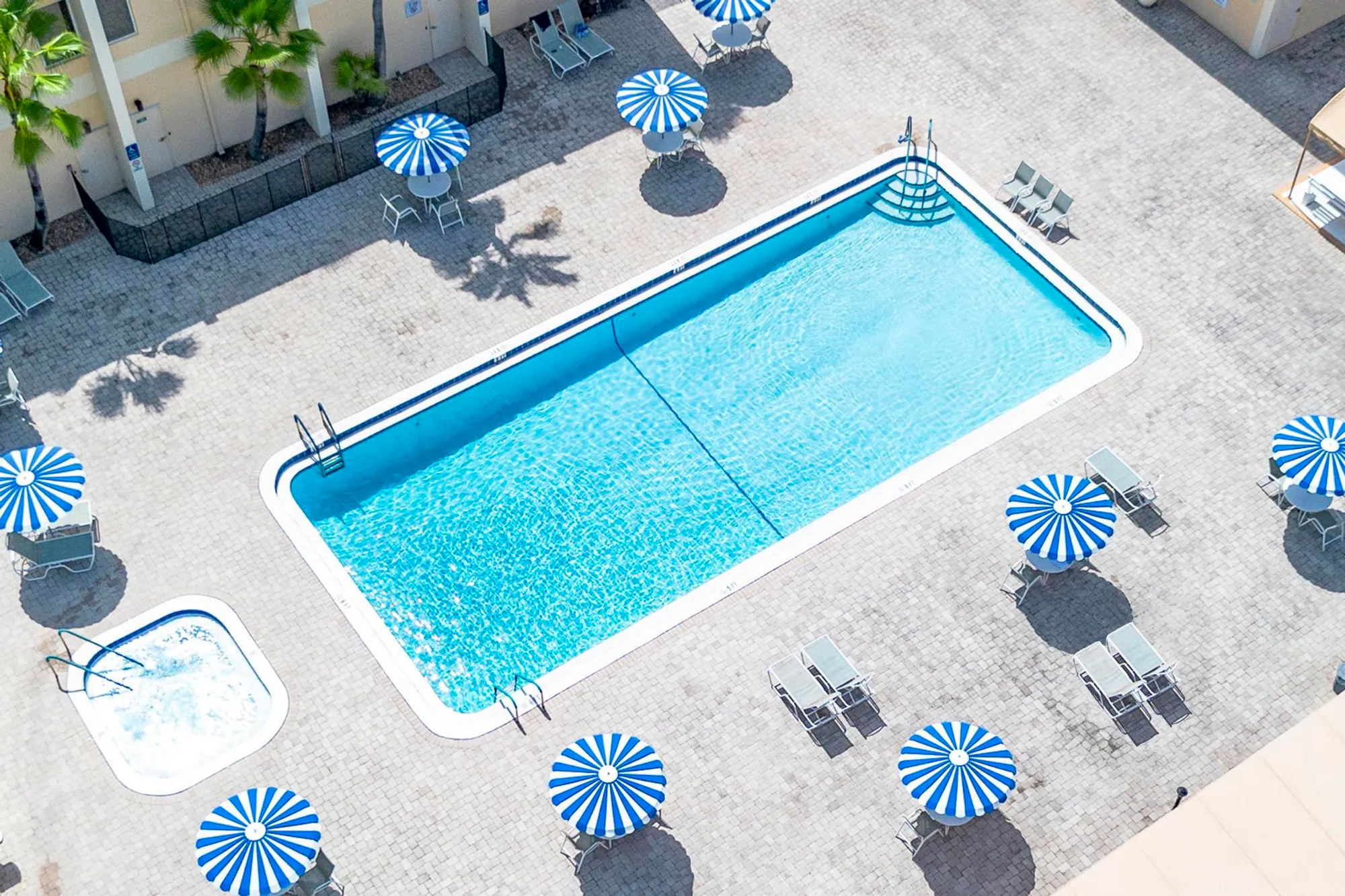 Property Slideshow image 37 of 41 | 2600 ne 1st ln apt 104, Boynton Beach, FL, 33435