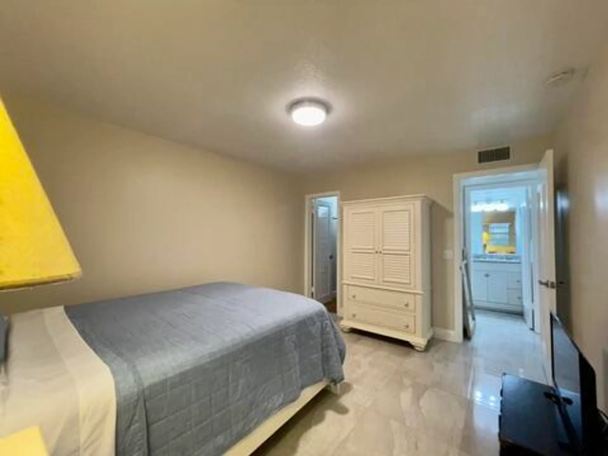 Property Slideshow image 17 of 29 | 117 flanders c, Delray Beach, FL, 33484