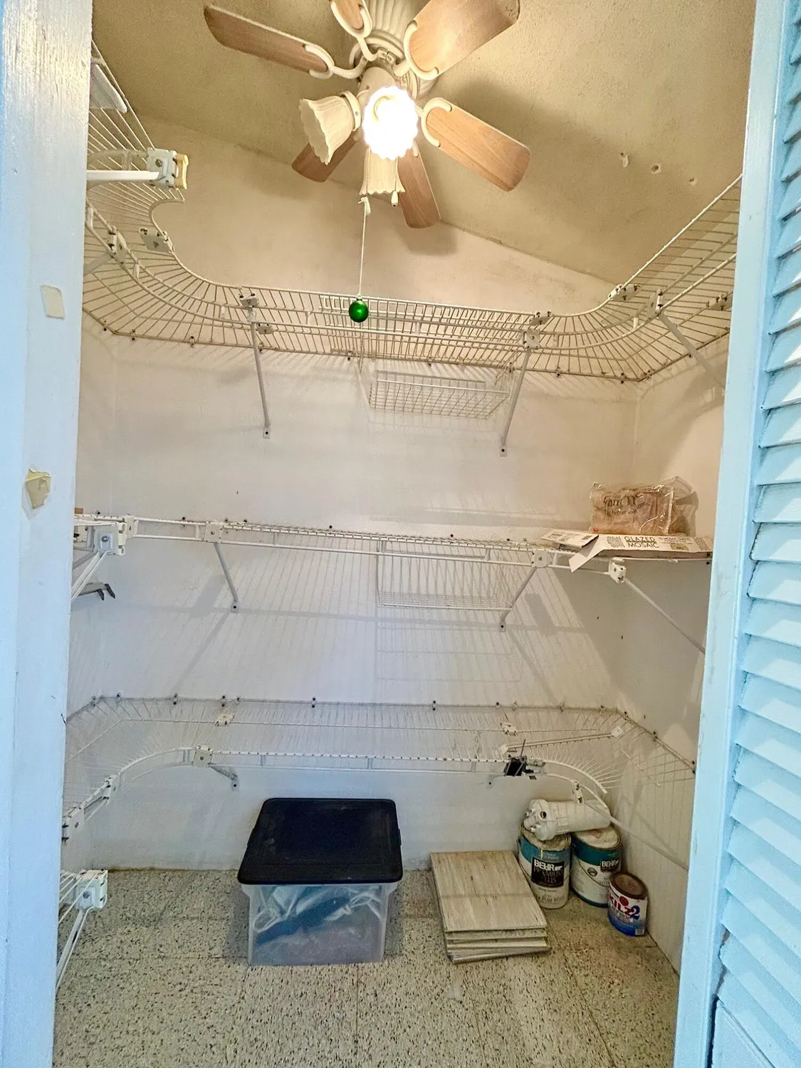 Property Slideshow image 18 of 43 | 2802 crosley dr d, West Palm Beach, FL, 33415